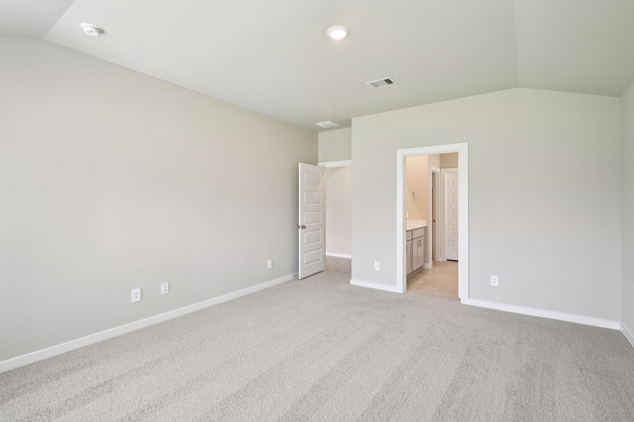 2811 Duchess Drive Property Photo 37