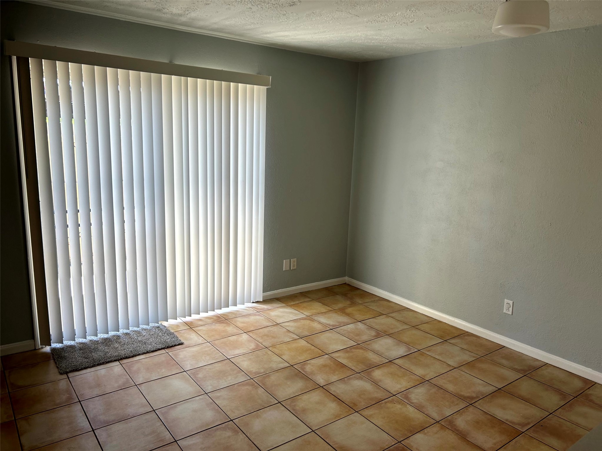 1611 Mapleton Drive Property Photo 13