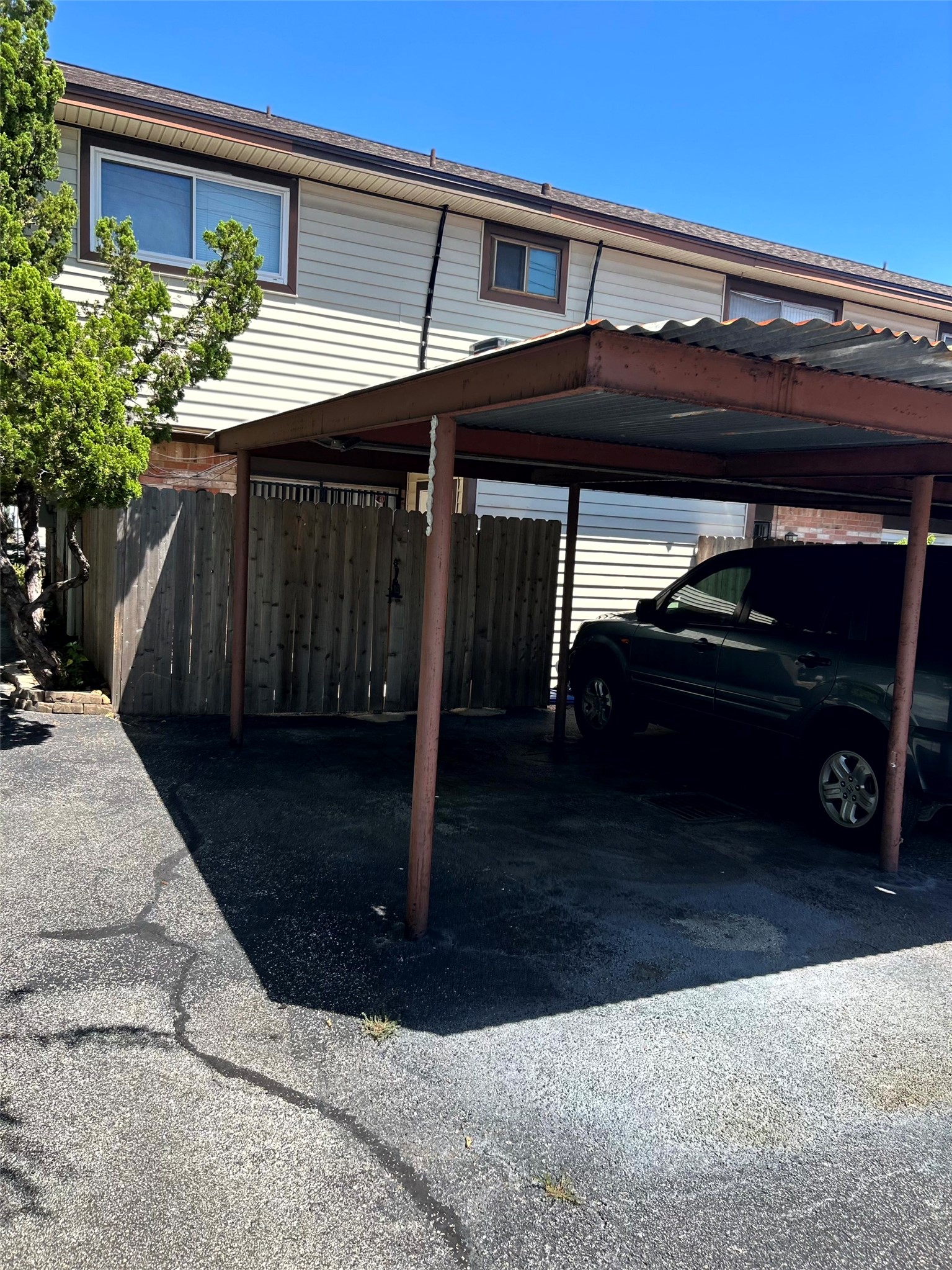 1611 Mapleton Drive Property Photo 31