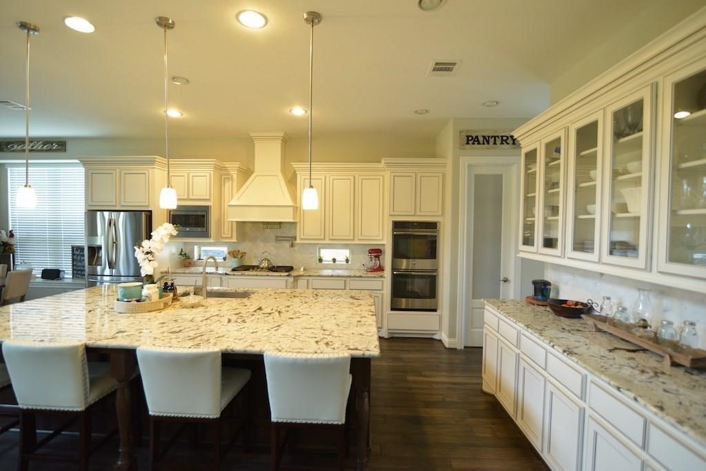 16615 Harbor Falls Drive Property Photo 6