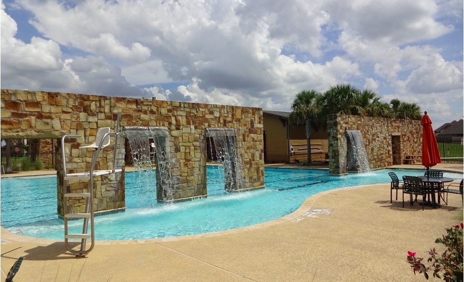 31215 Elmgrove Knoll Drive Property Photo 8