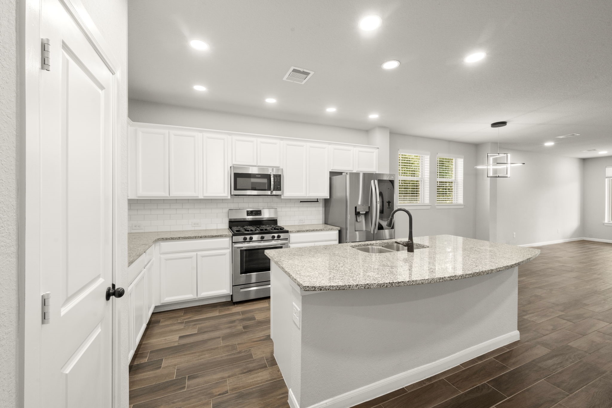 104 Winged Elm Court Property Photo 7