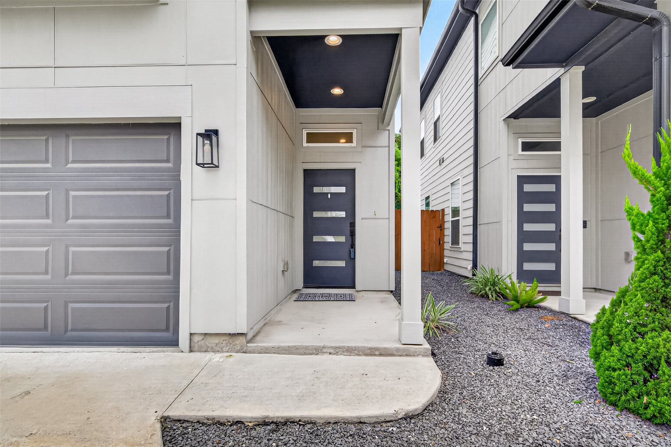 1106 Paul Quinn Street H Property Photo 5