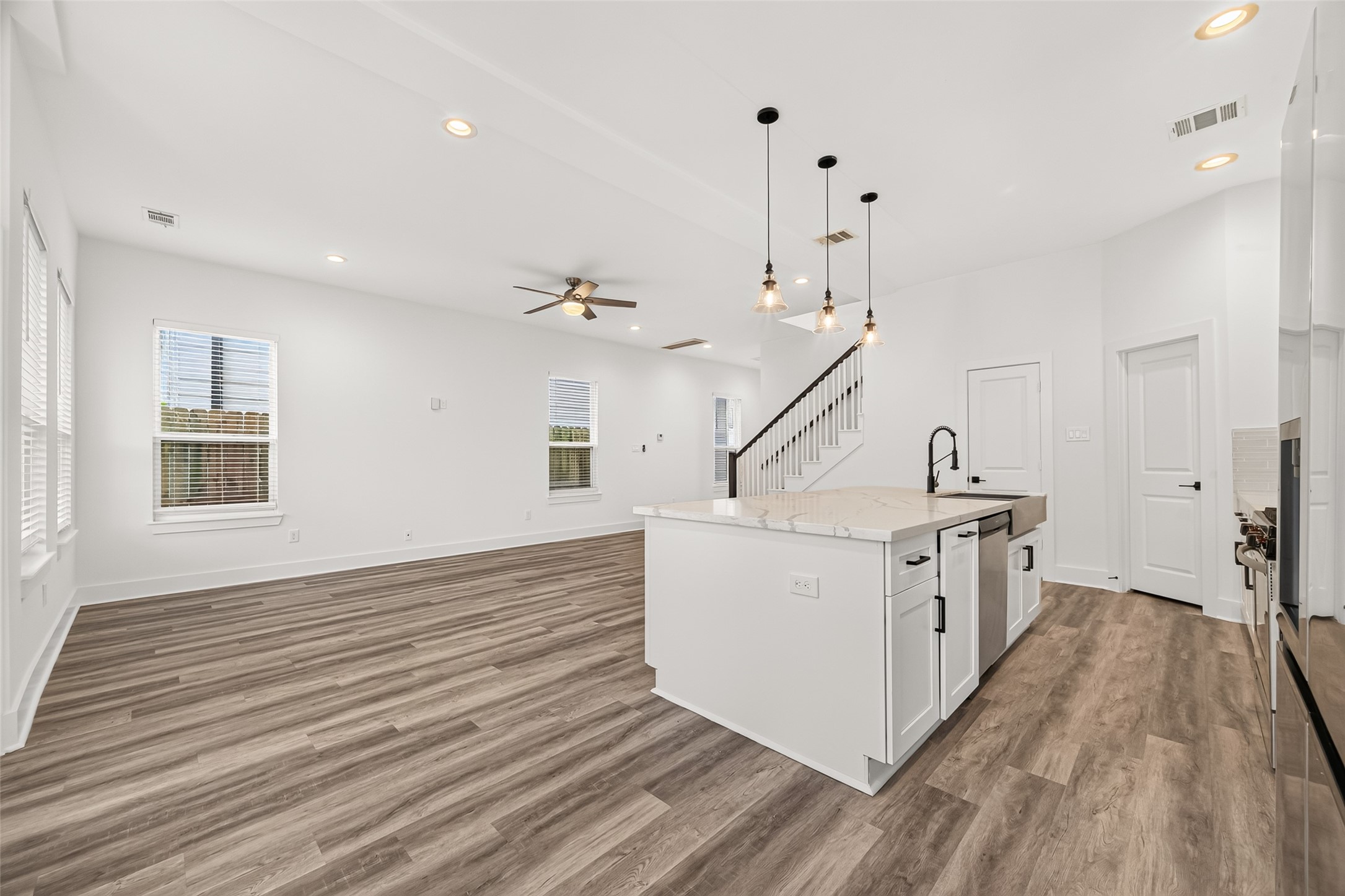 1106 Paul Quinn Street H Property Photo 15