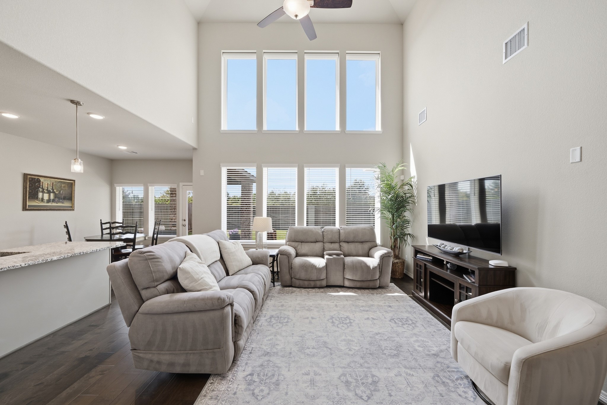 3023 Brisk Autumn Drive Property Photo 5