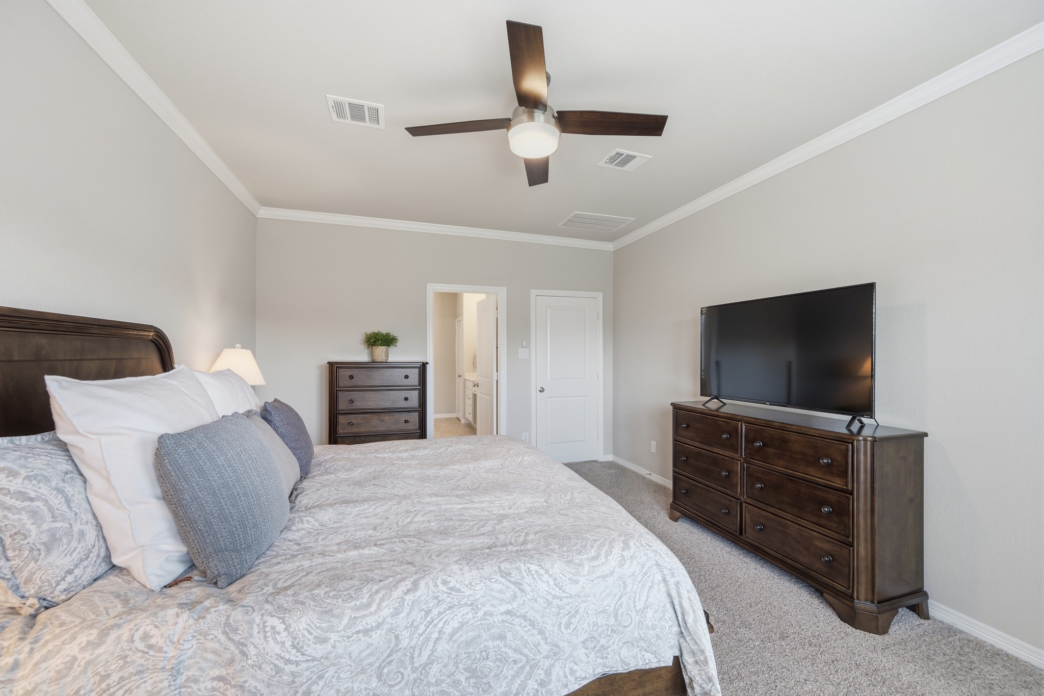 3023 Brisk Autumn Drive Property Photo 24