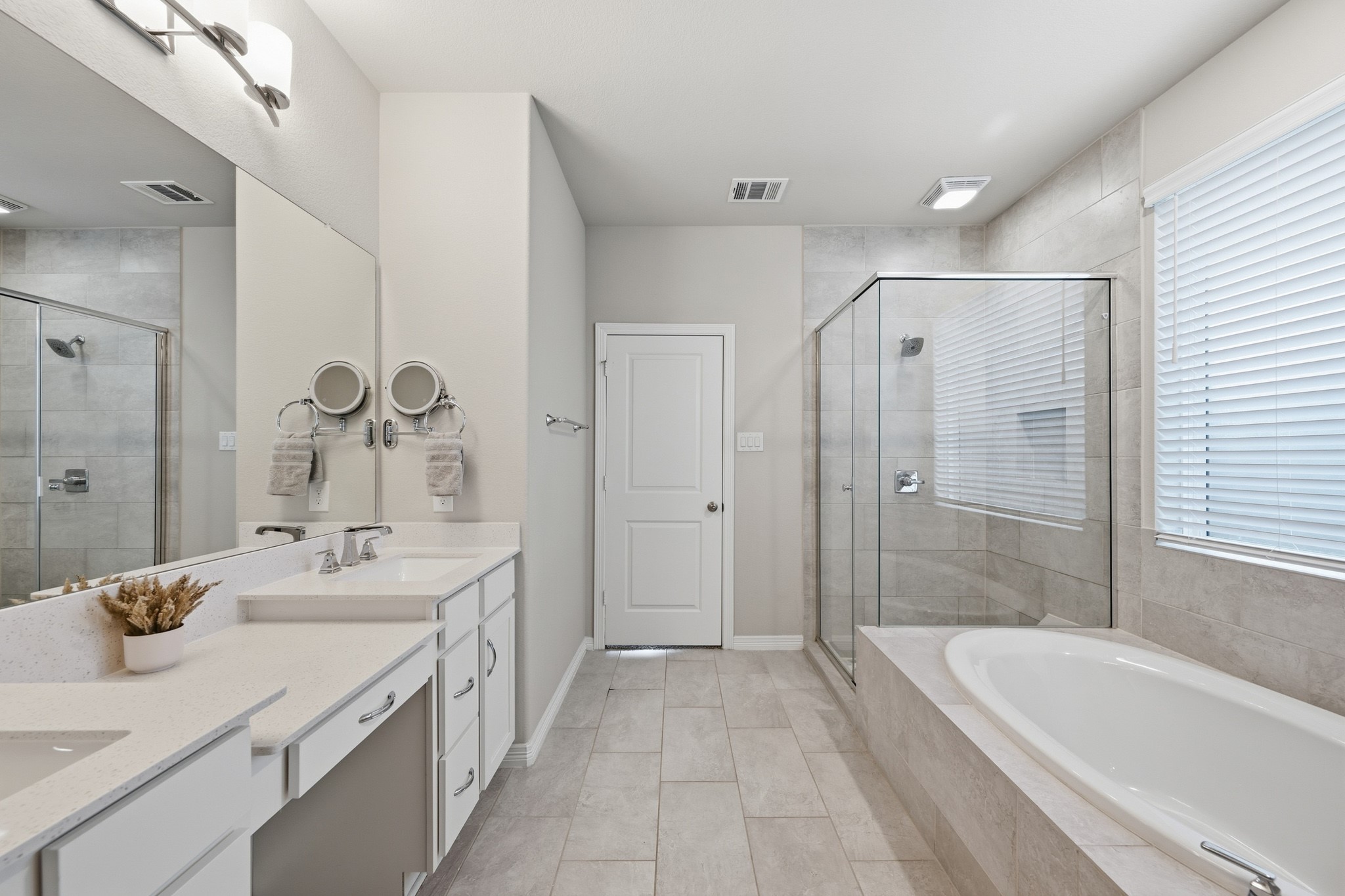 3023 Brisk Autumn Drive Property Photo 25