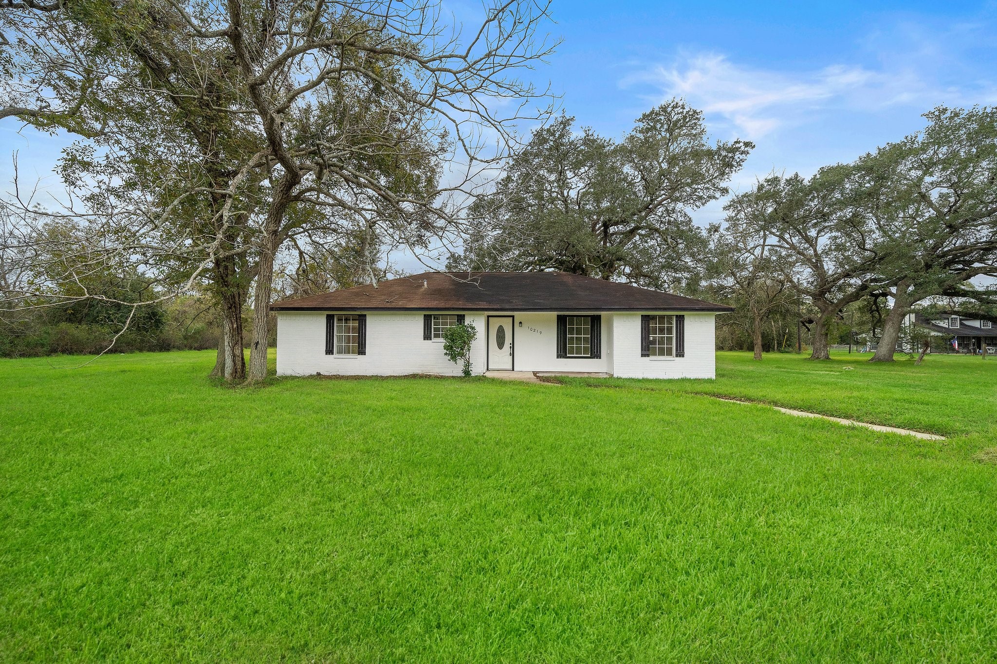 10219 Weldon Rd Property Photo 1