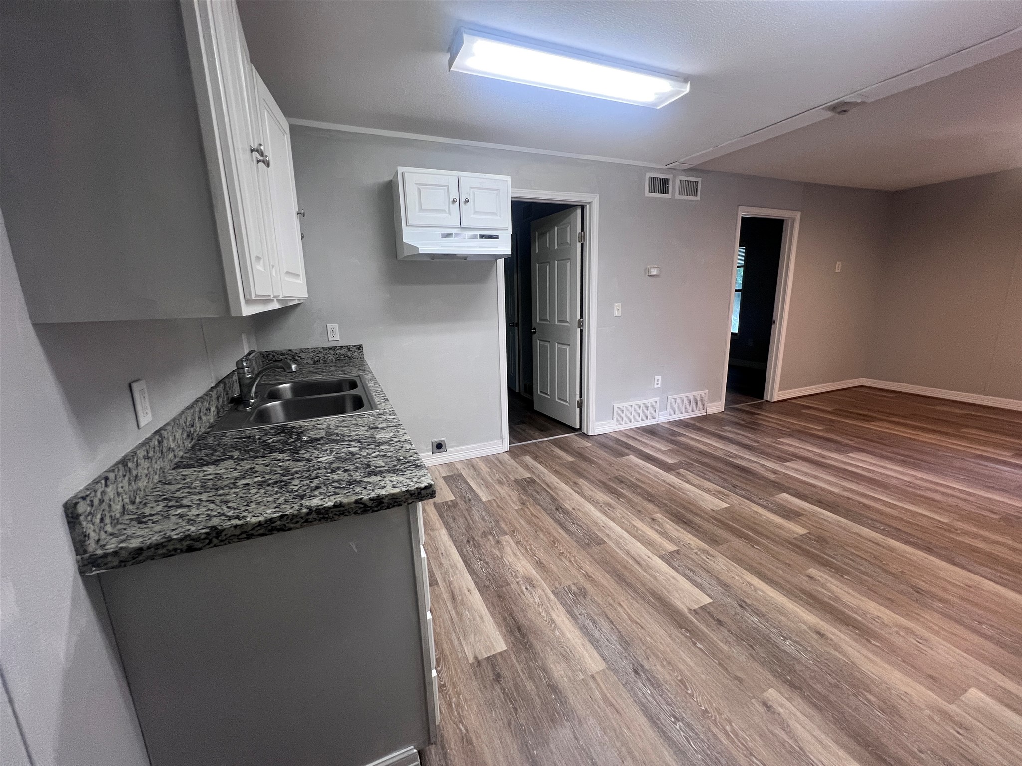 115 W Mulberry Avenue B Property Photo 8