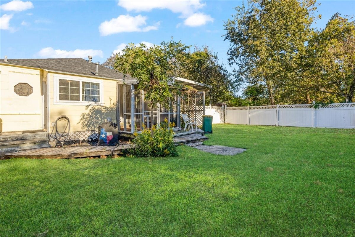 3406 Walsh Street Property Photo 16