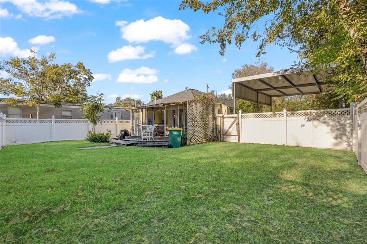 3406 Walsh Street Property Photo 17