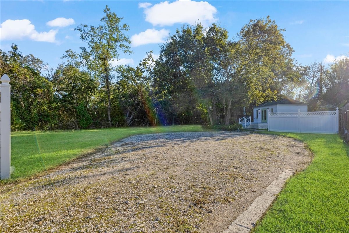 3406 Walsh Street Property Photo 18