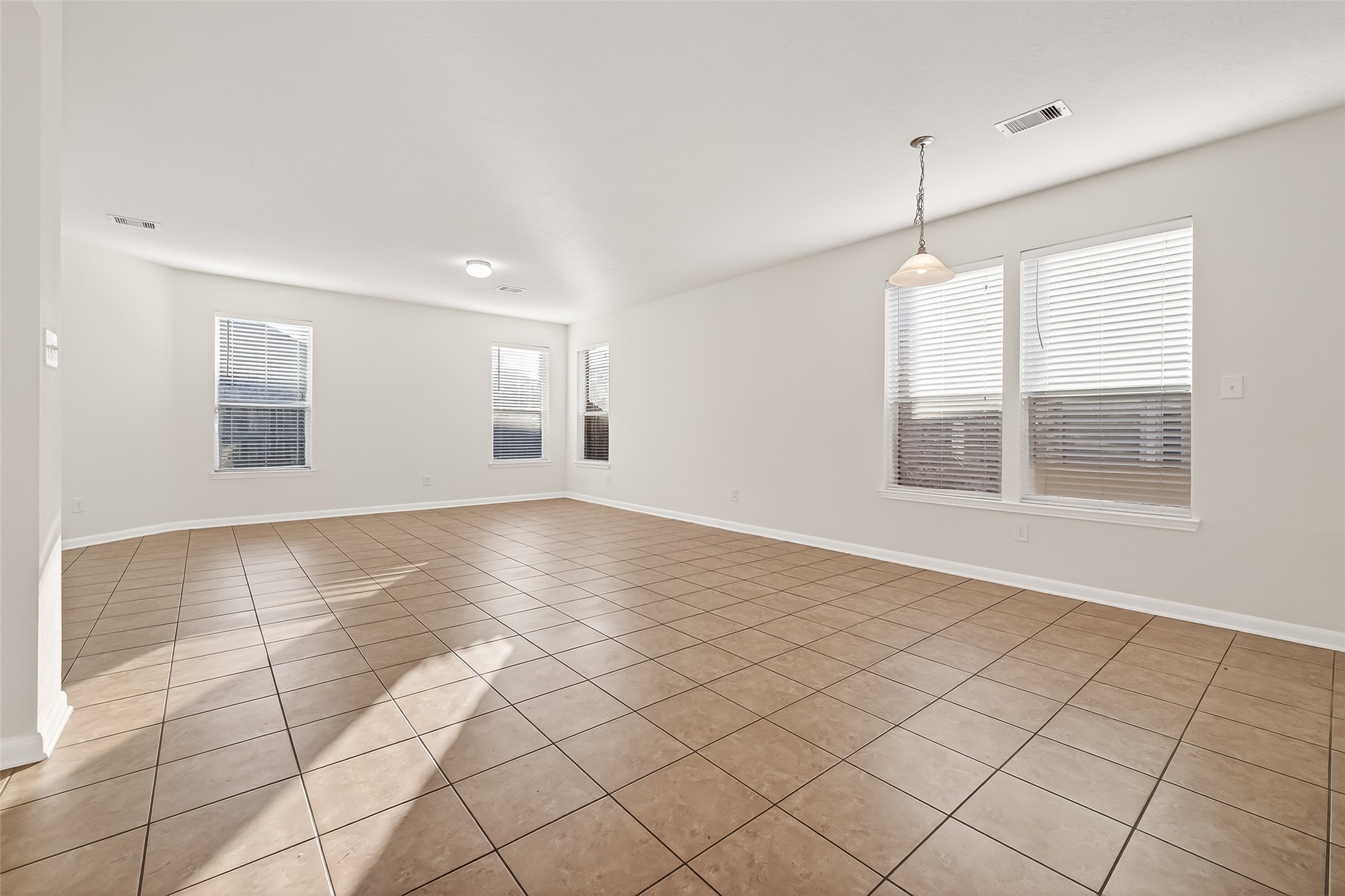 21015 Blackstone Villa Lane Property Photo 6