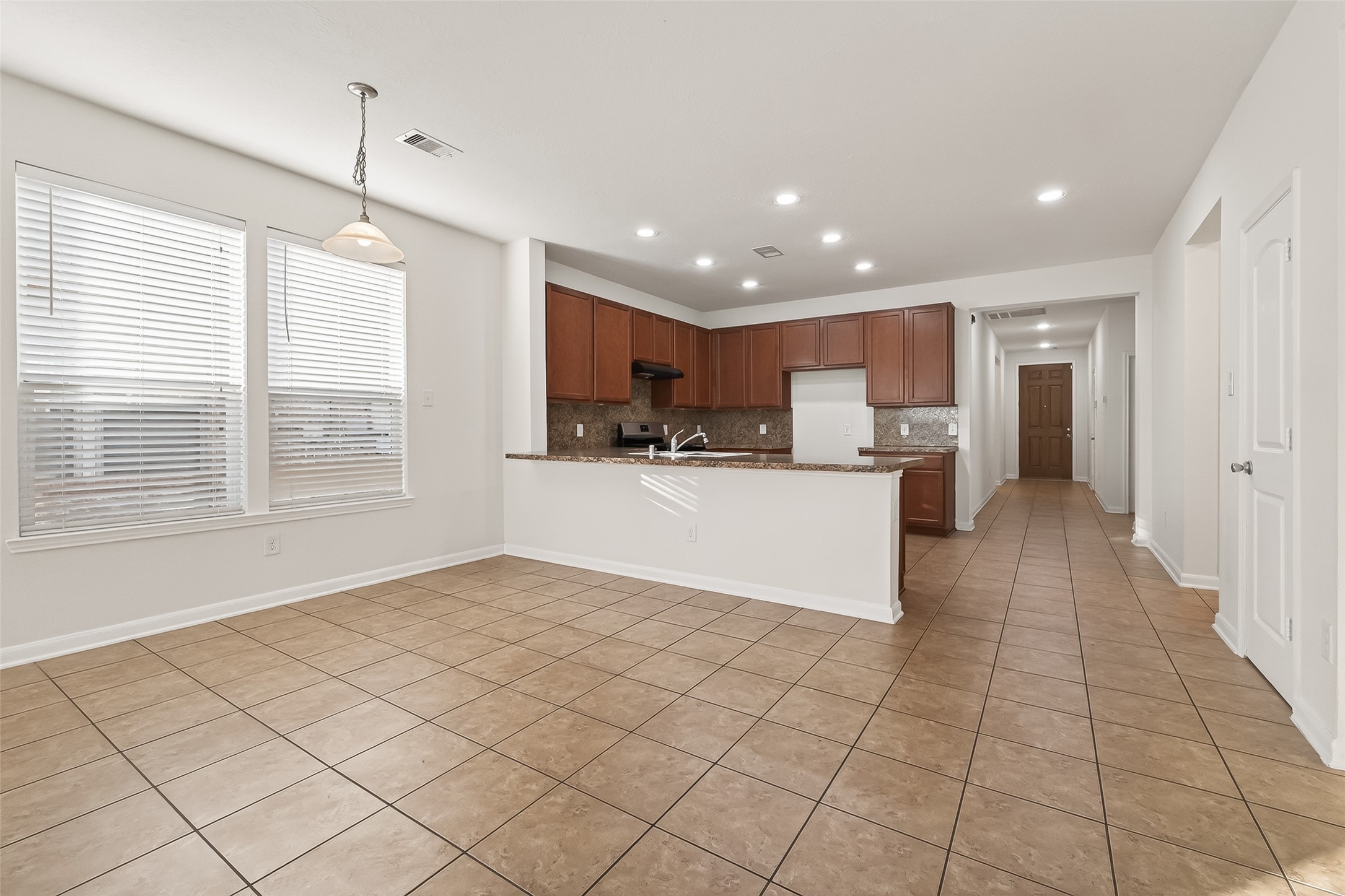21015 Blackstone Villa Lane Property Photo 8