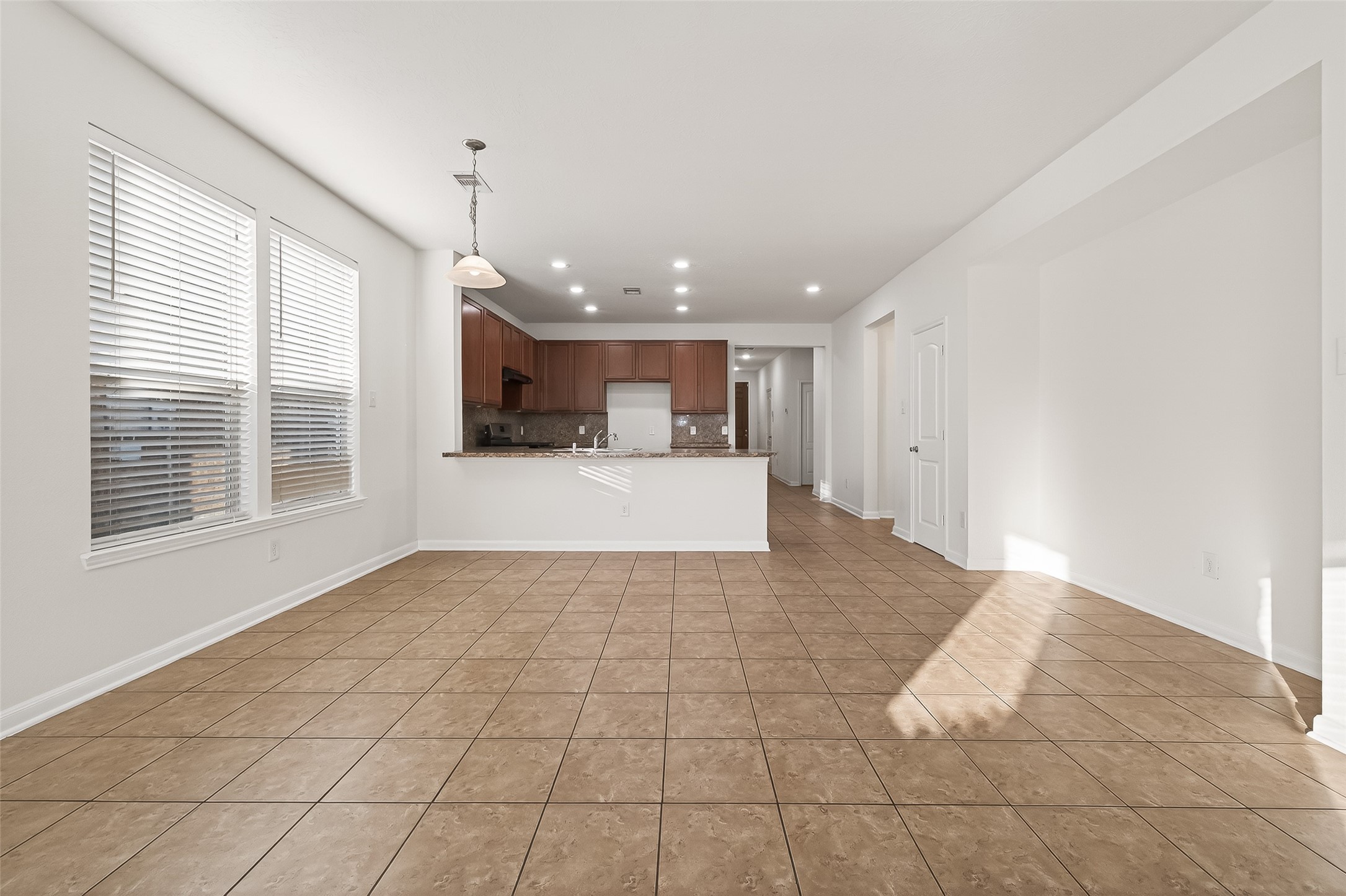 21015 Blackstone Villa Lane Property Photo 9