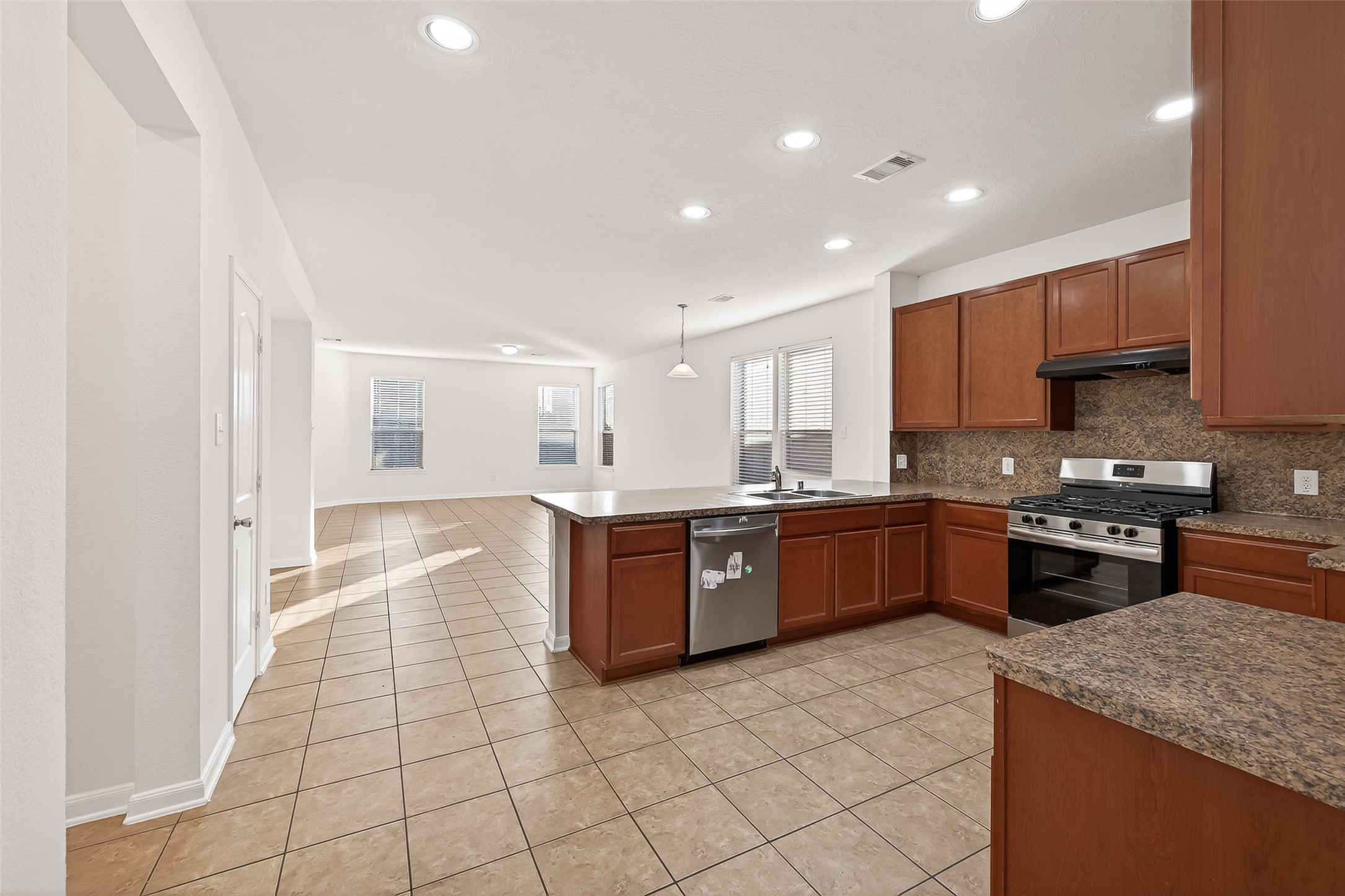 21015 Blackstone Villa Lane Property Photo 14