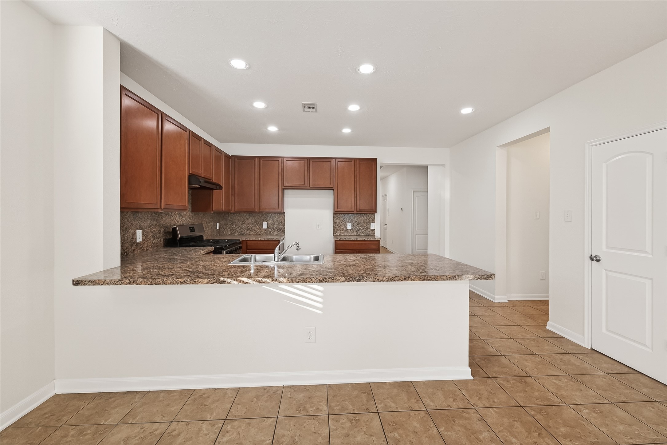 21015 Blackstone Villa Lane Property Photo 16