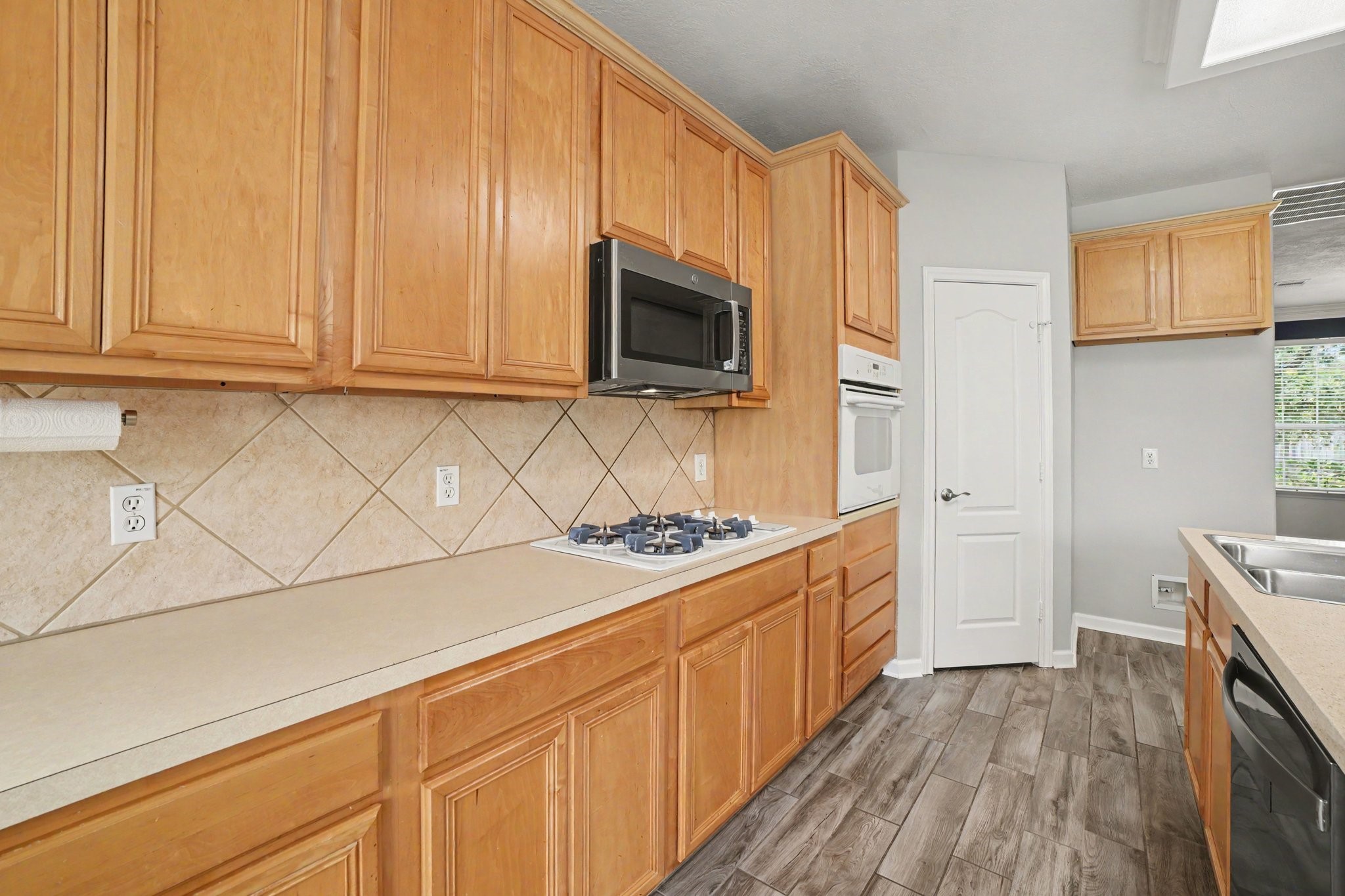 12023 Cooper Canyon Drive Property Photo 10
