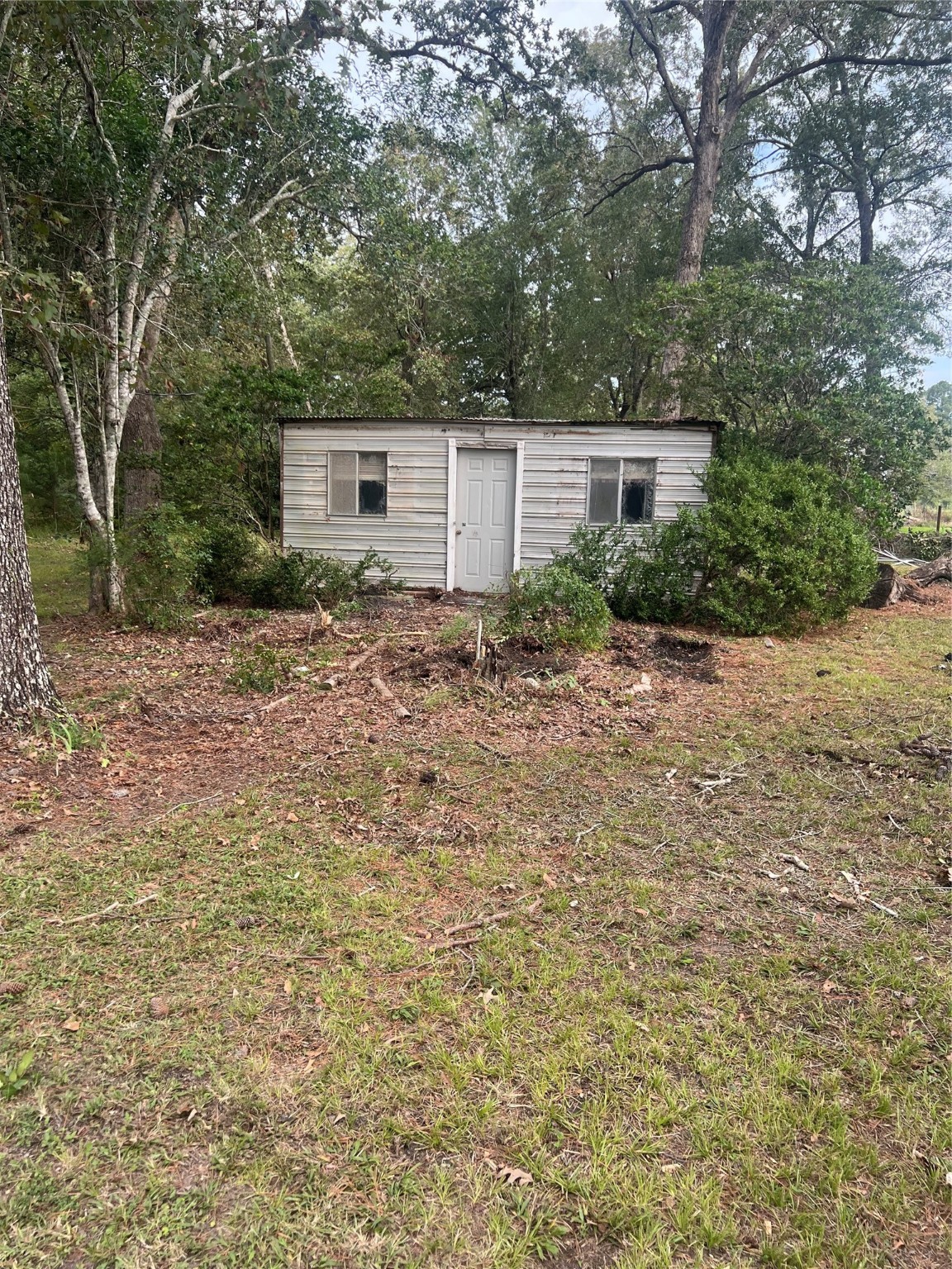 523 Petersburg Drive Property Photo