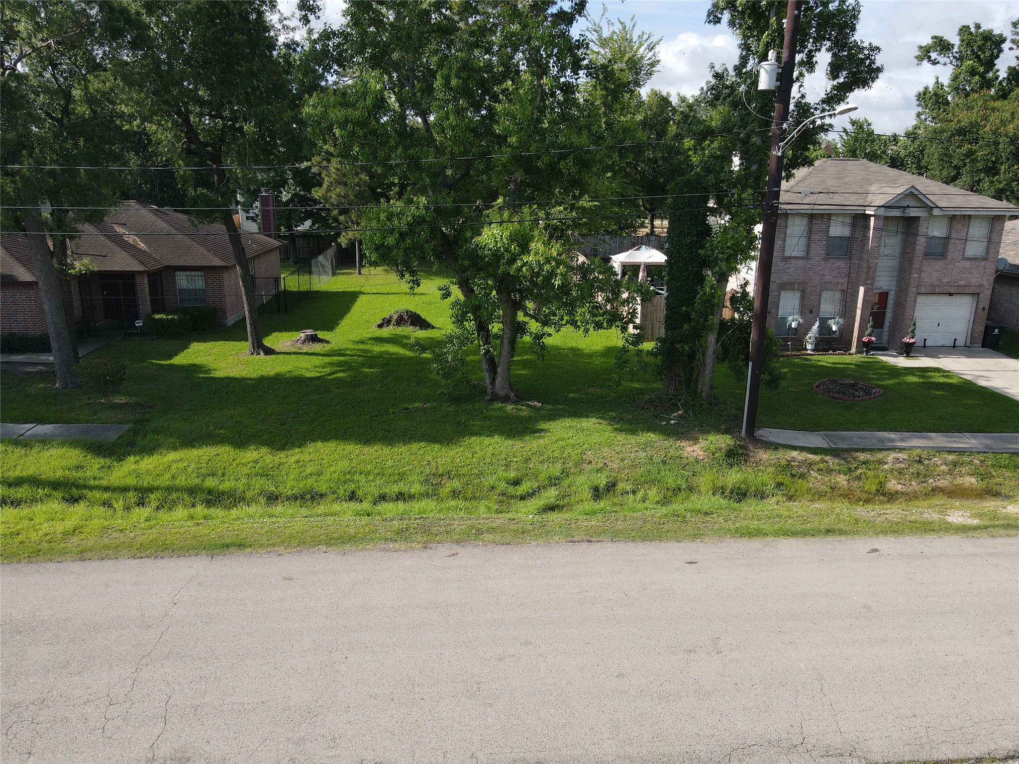 0 Locksley Property Photo 4