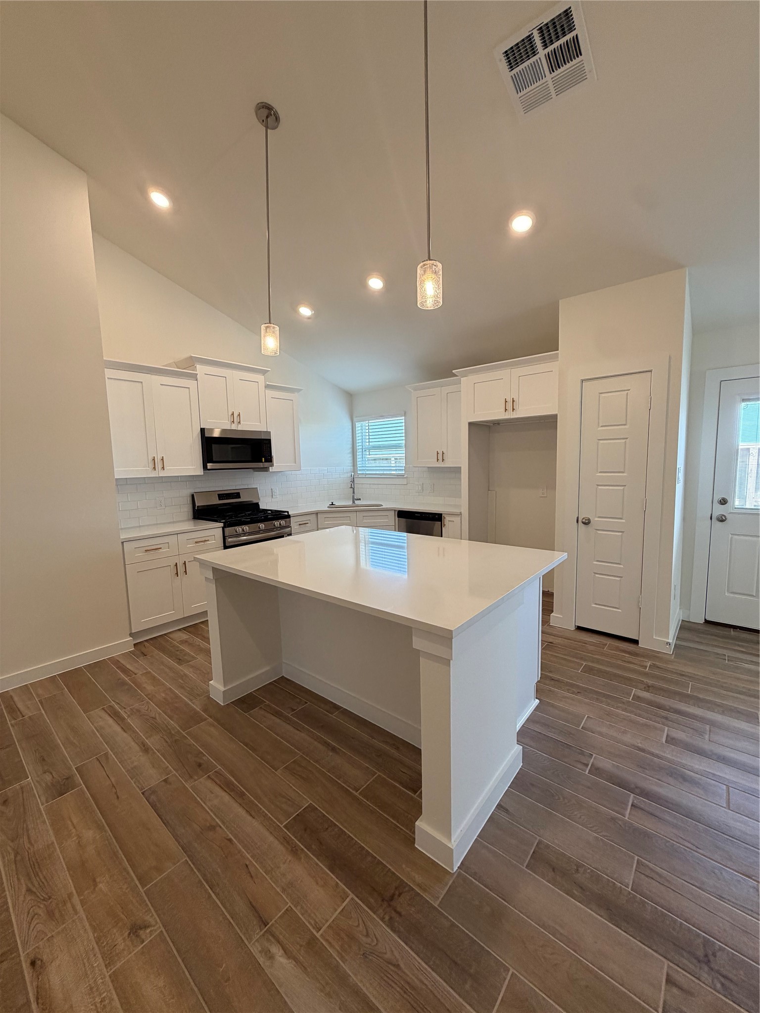 13202 Hayden Peak Drive Property Photo 11