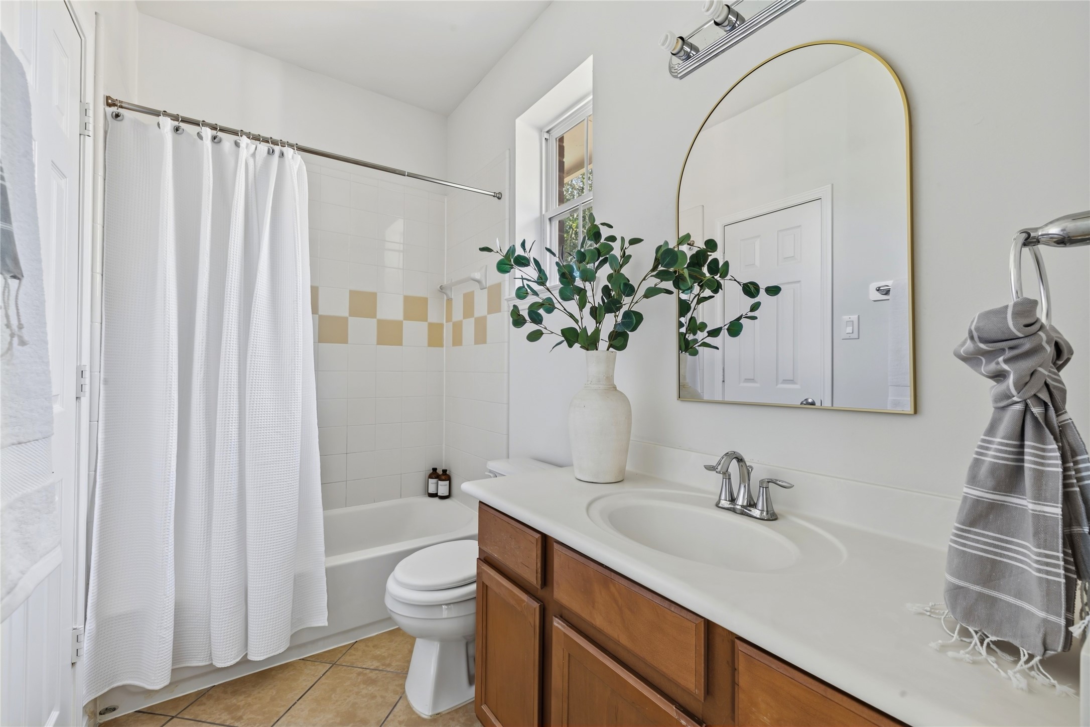 8610 Rising Oak Lane Property Photo 33