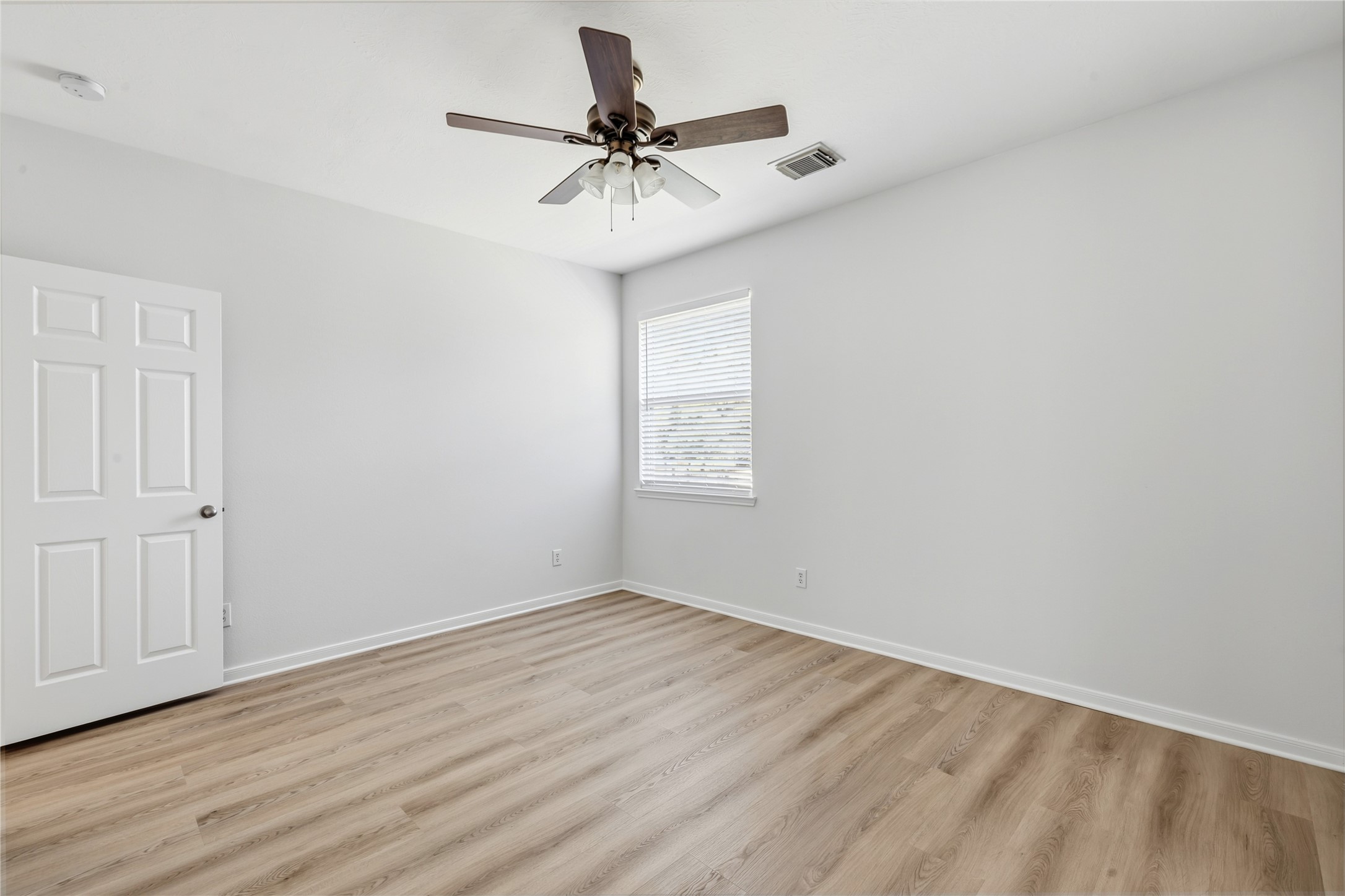 8610 Rising Oak Lane Property Photo 37