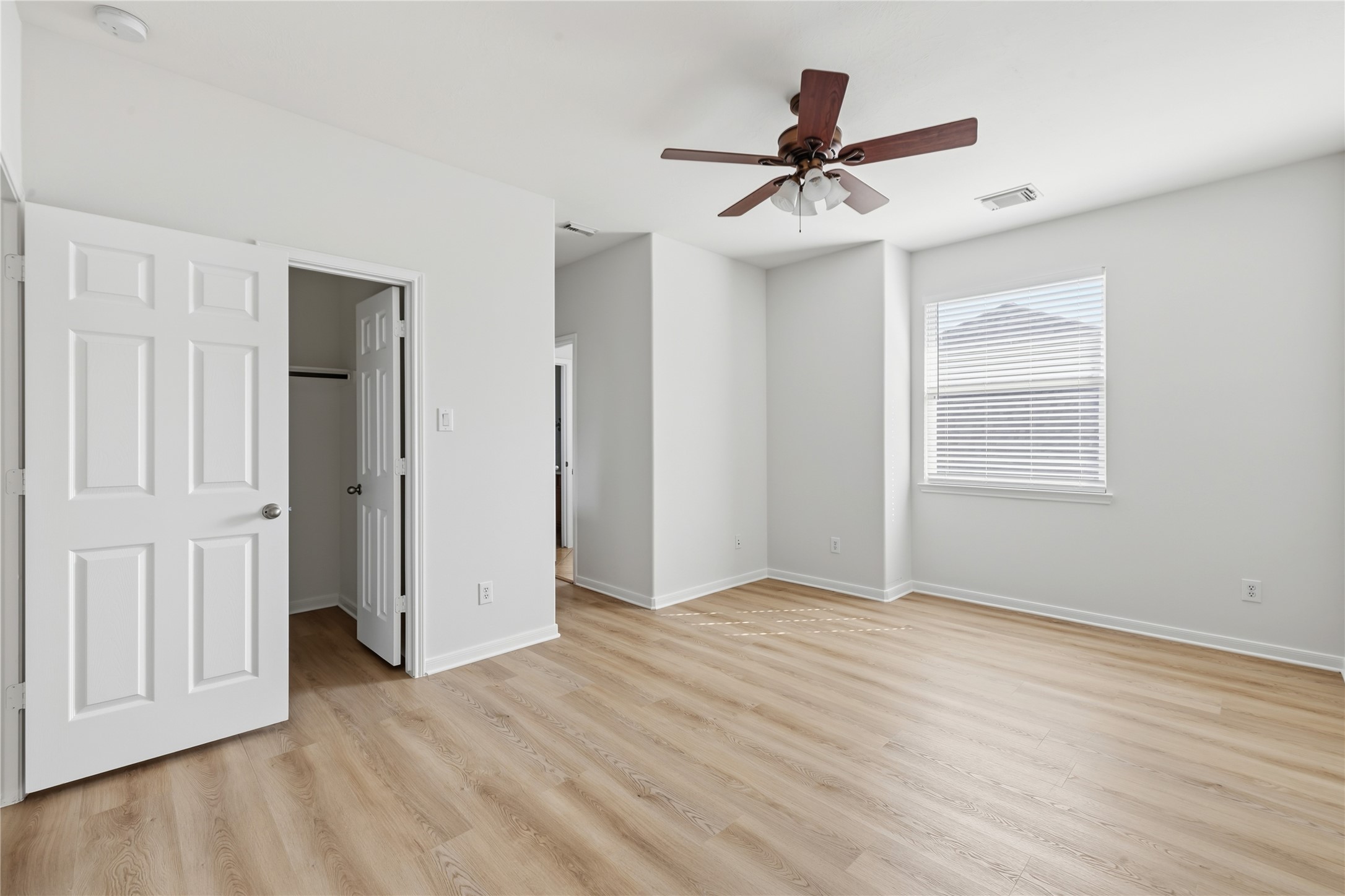 8610 Rising Oak Lane Property Photo 41