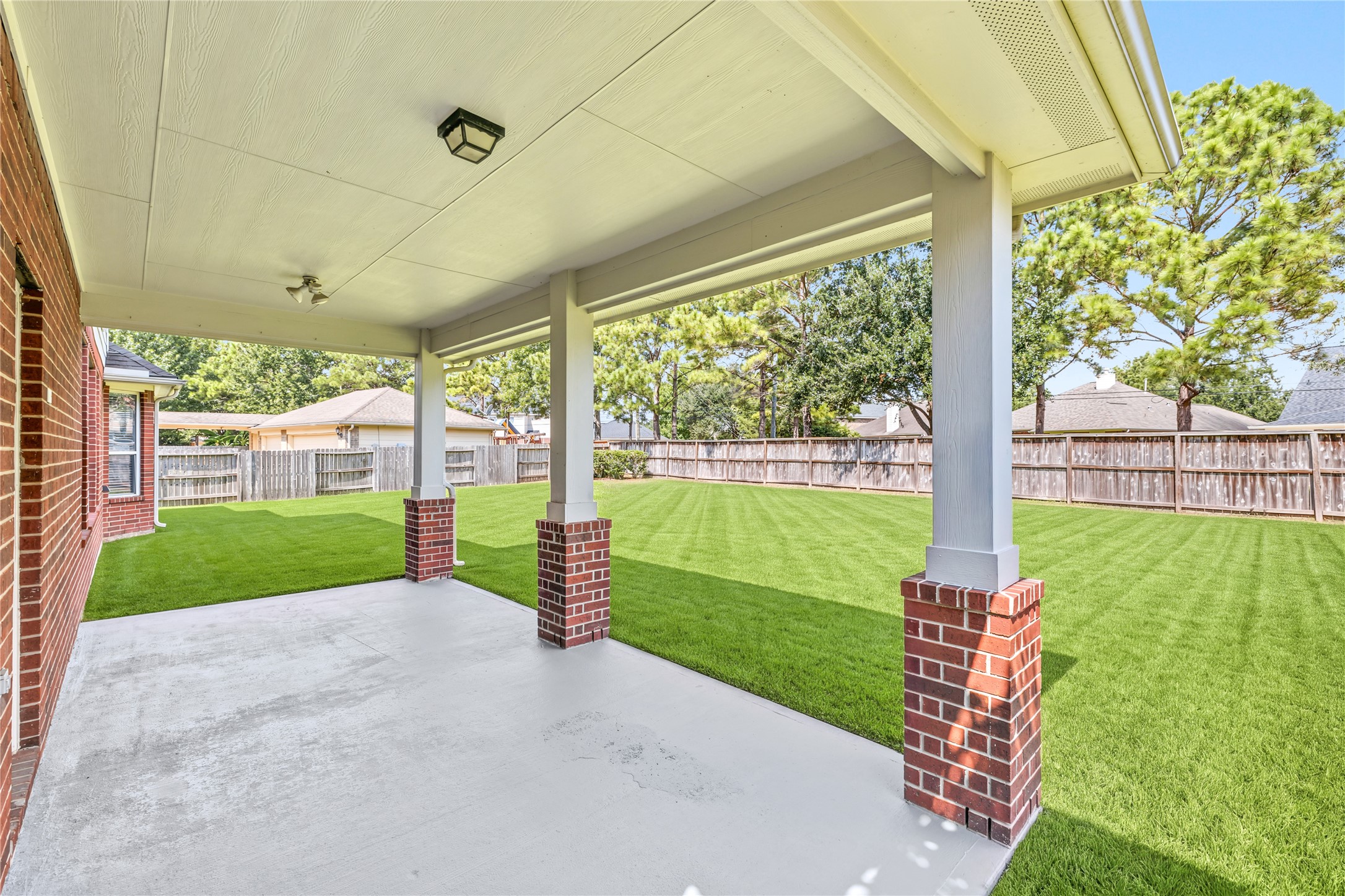 8610 Rising Oak Lane Property Photo 42
