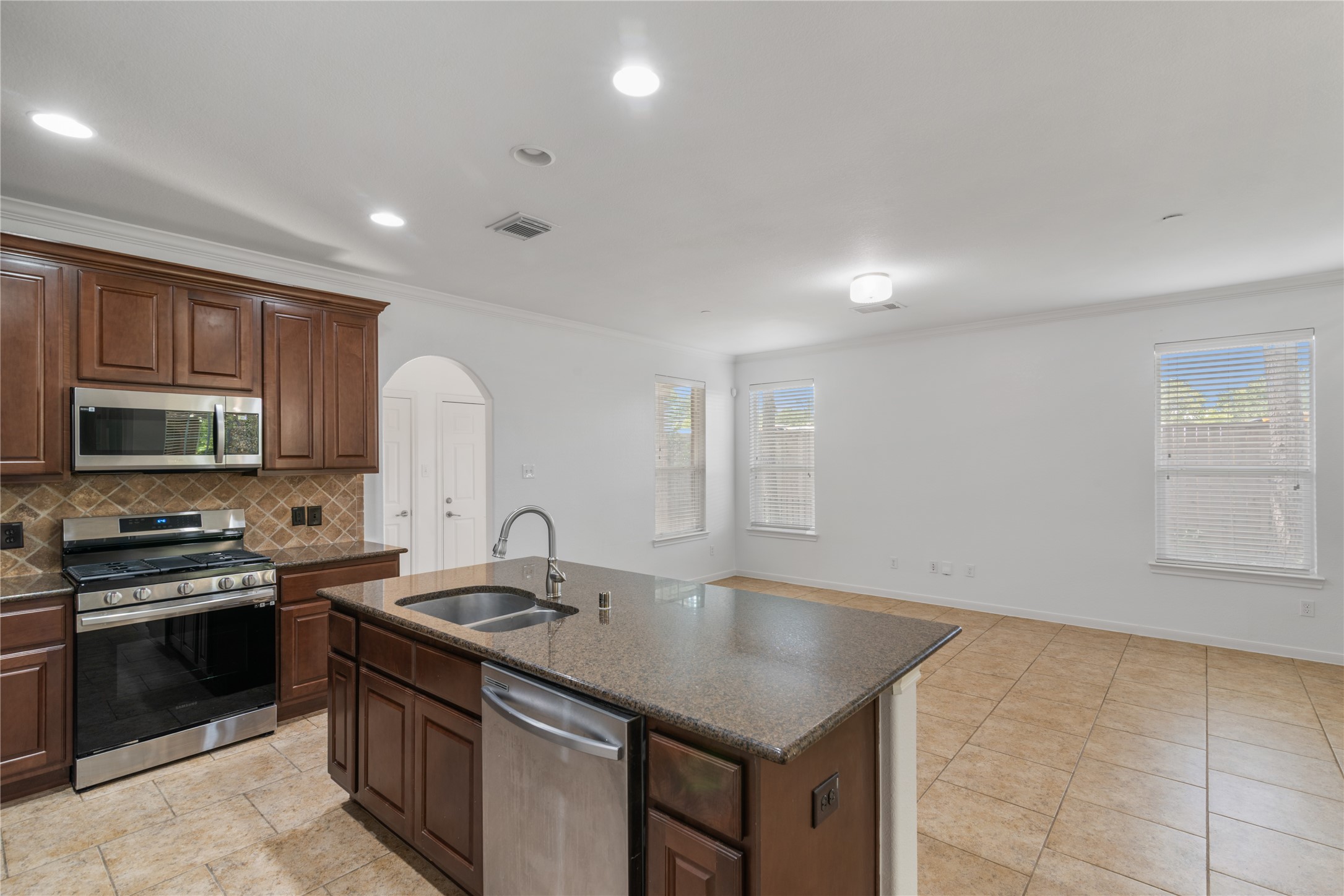 31 Umbria Lane Property Photo 13