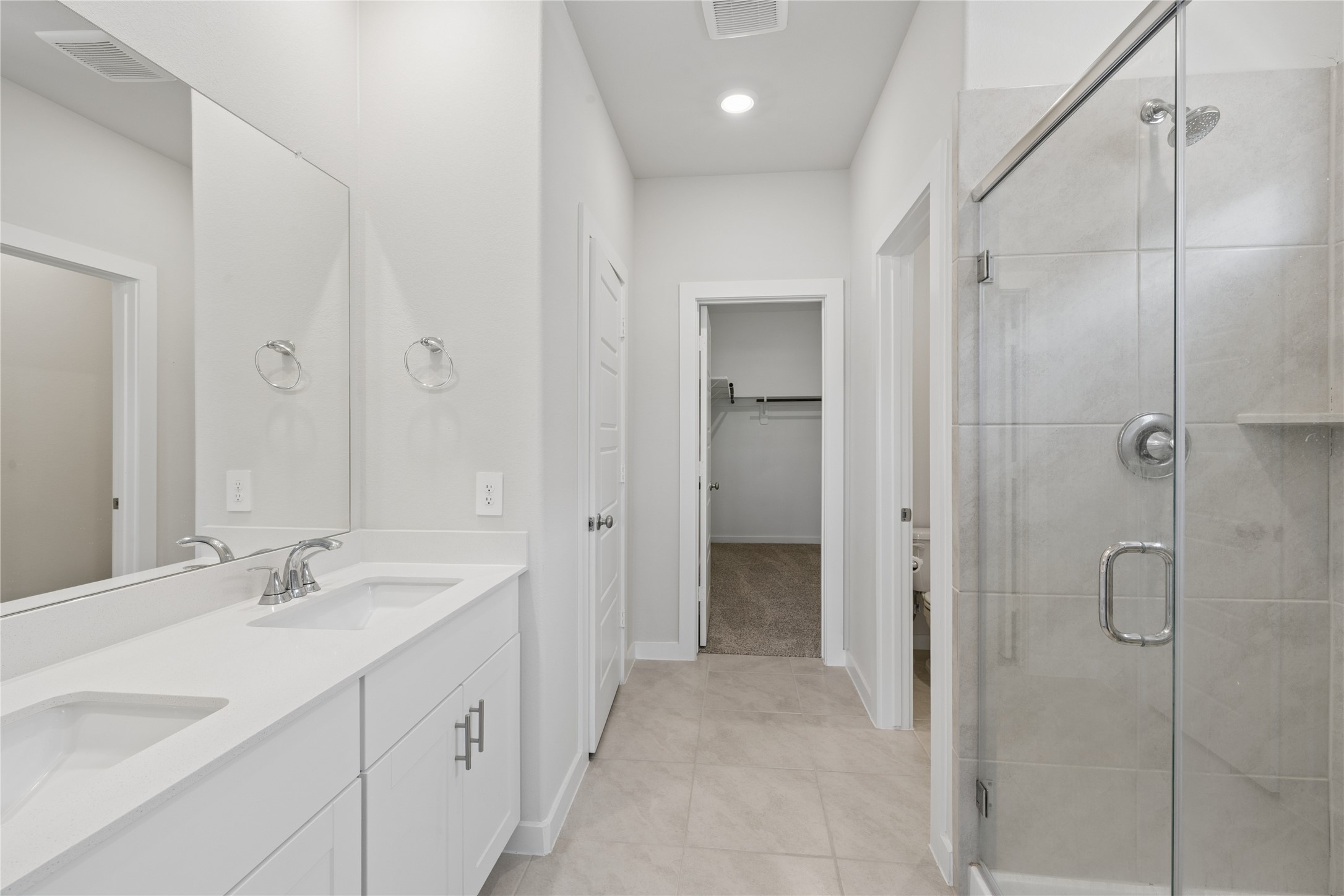 1722 Cayden Oak Property Photo 8