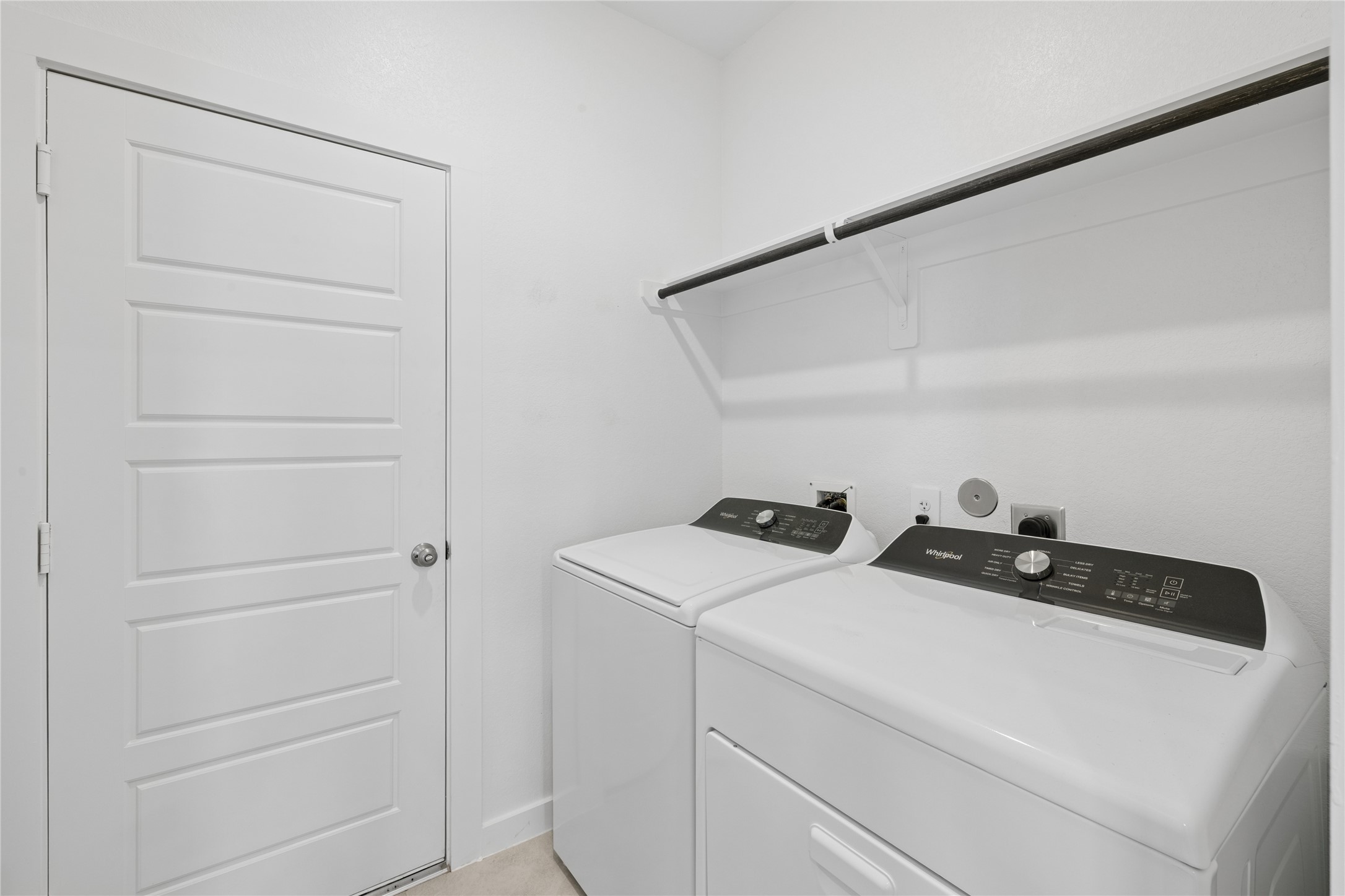 1722 Cayden Oak Property Photo 17