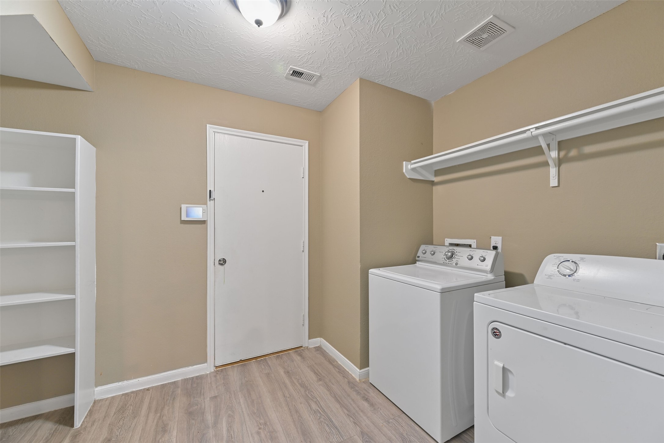26119 Parkman Grove Drive Property Photo 13