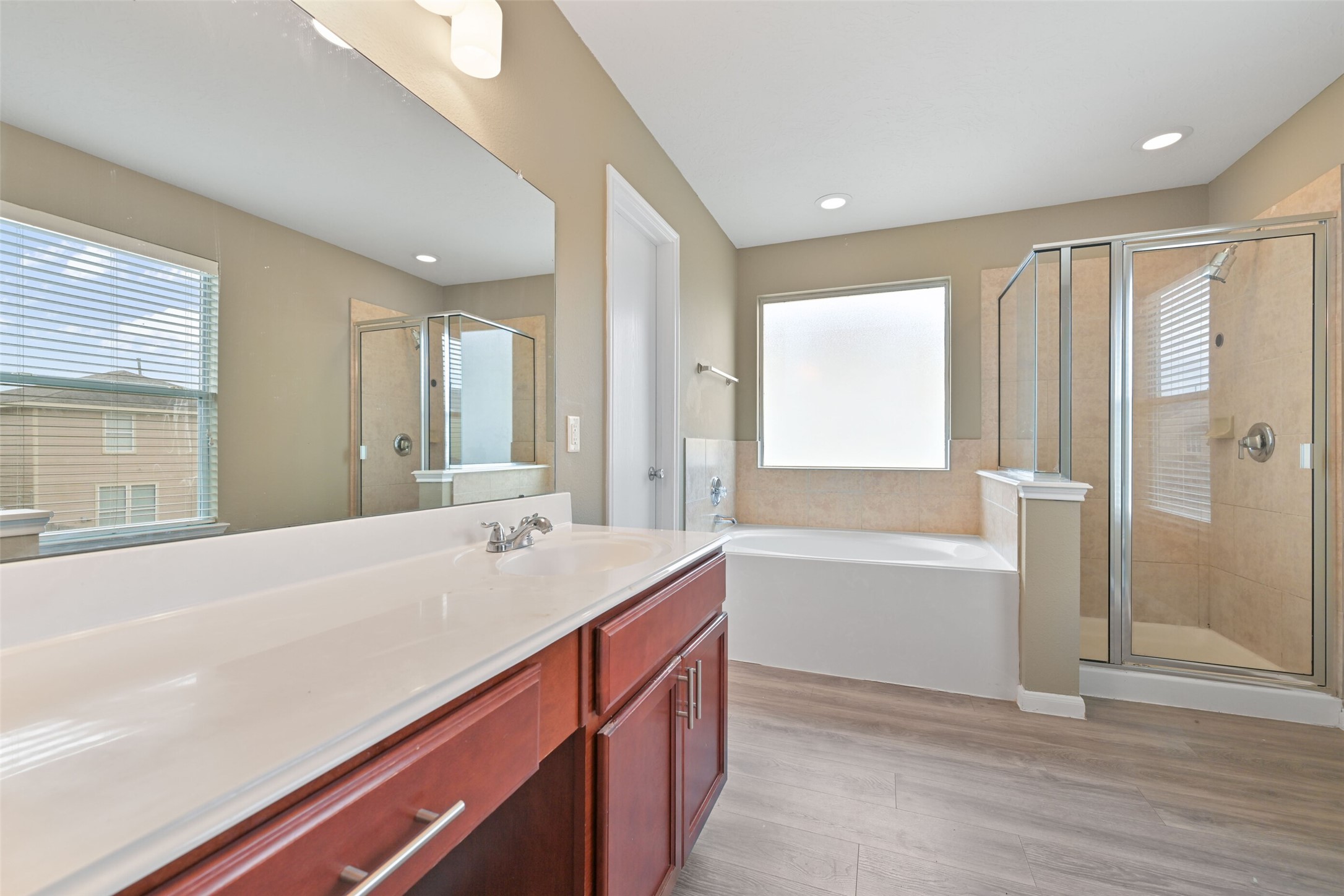26119 Parkman Grove Drive Property Photo 15