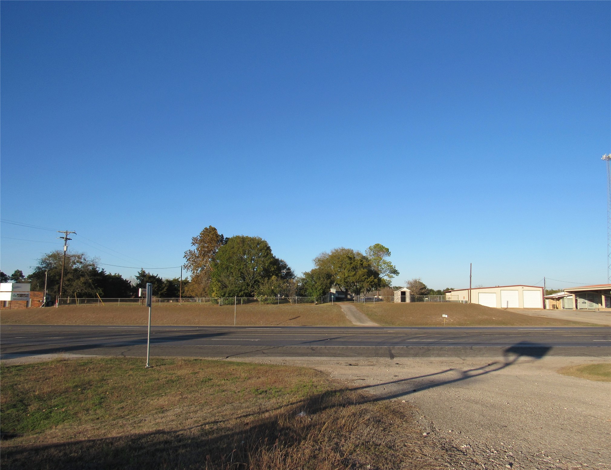 2900 Highway 290 W Property Photo 13