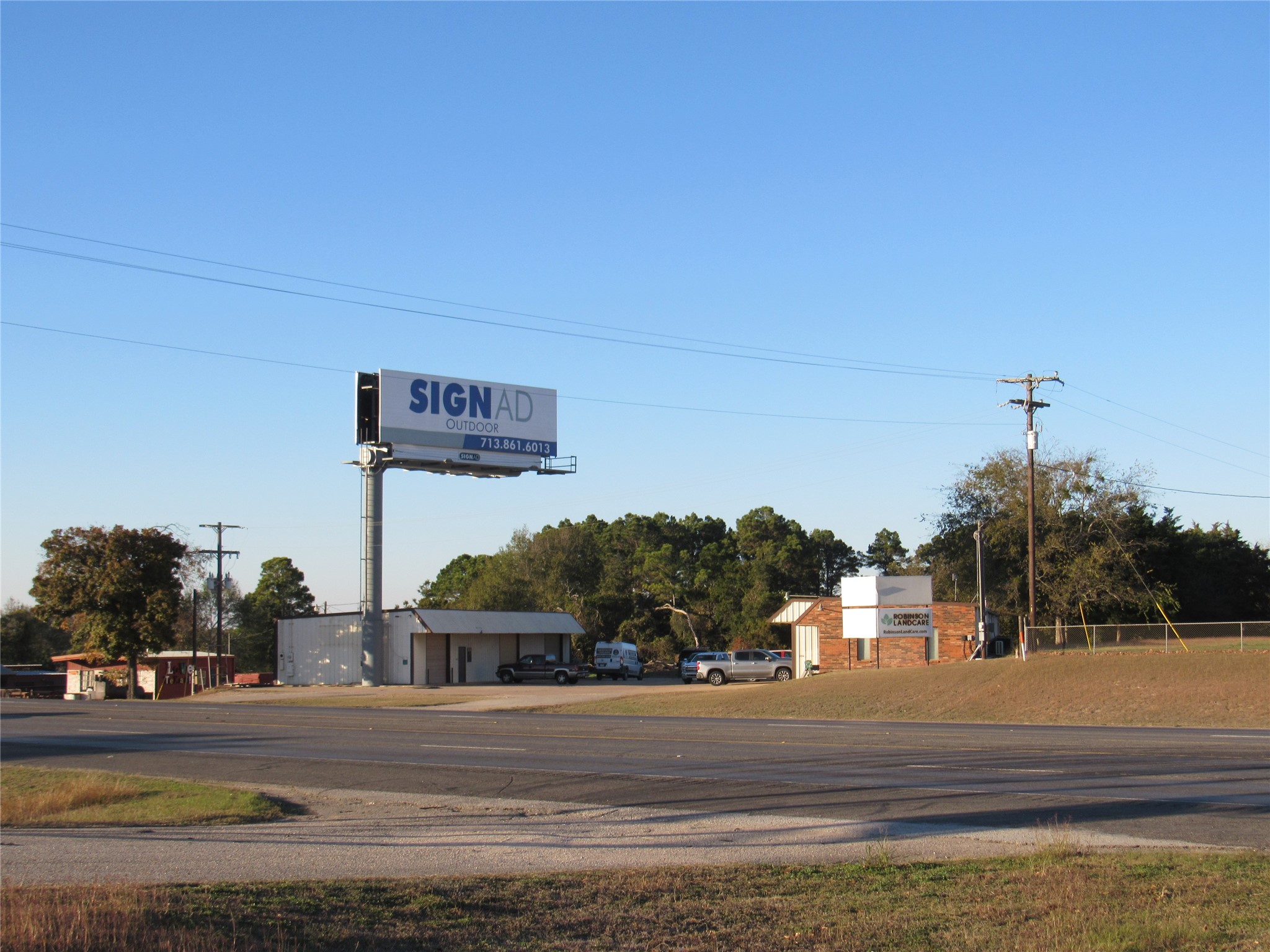 2900 Highway 290 W Property Photo 17