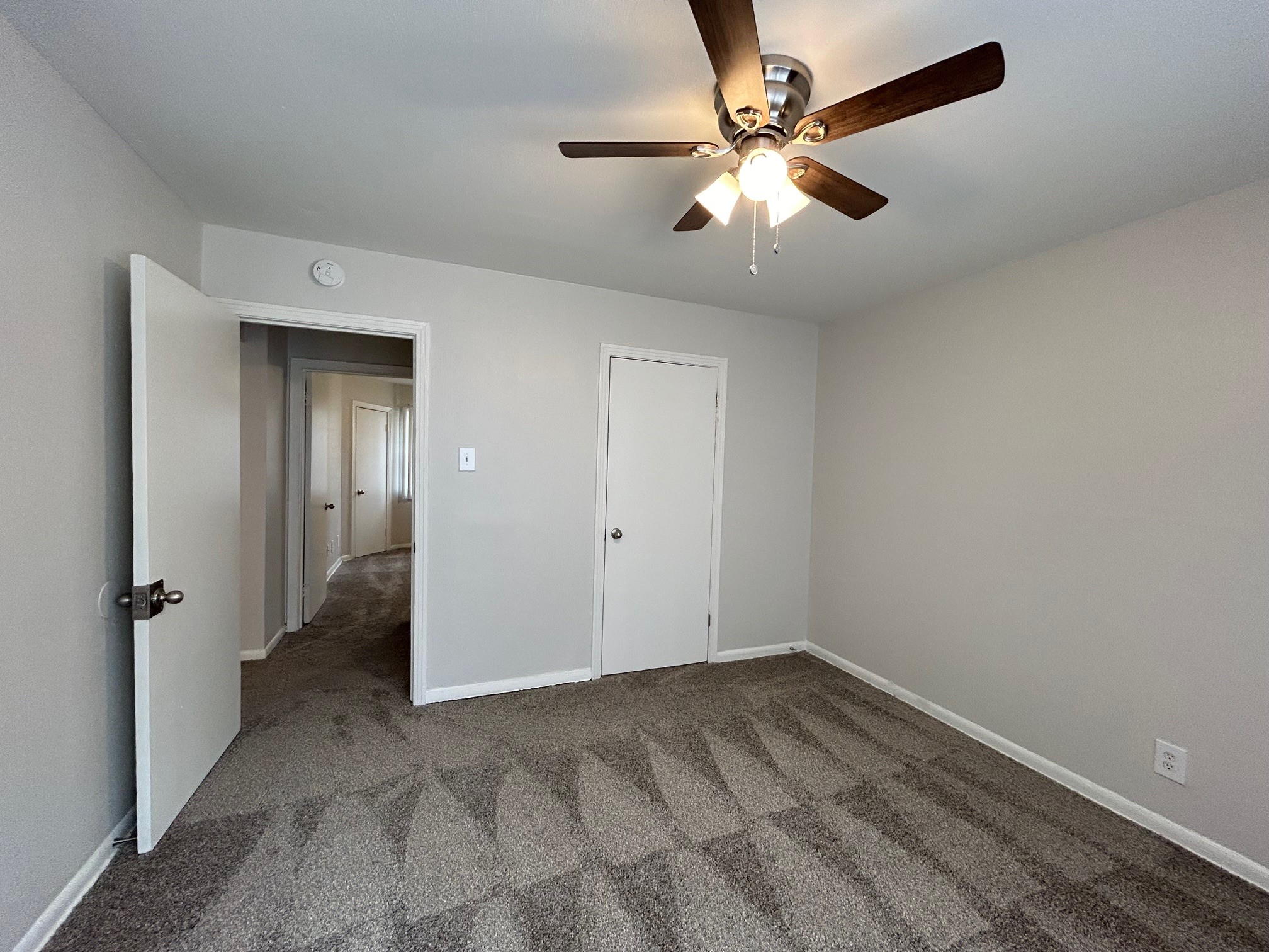 3629 N Macgregor Wa 133 Property Photo 16