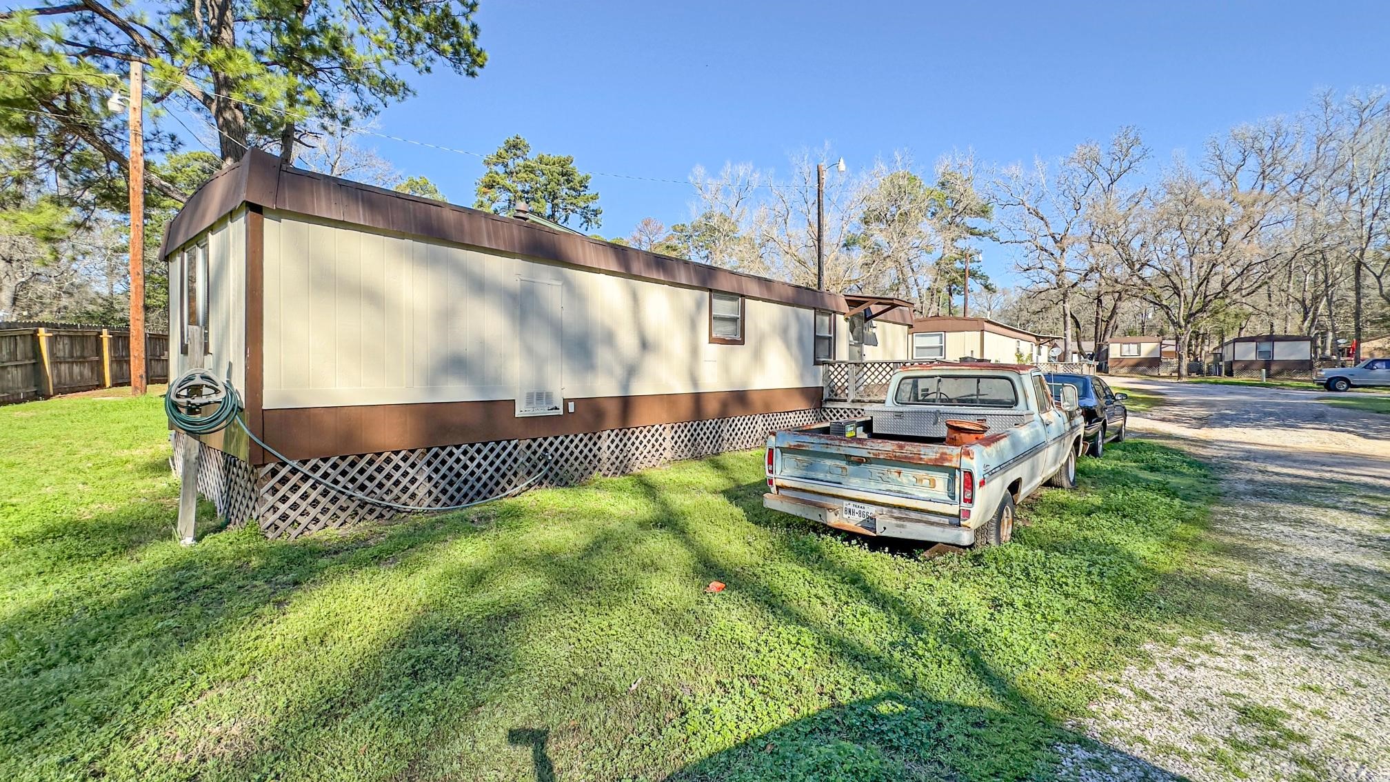 753 Cline Street Property Photo 4