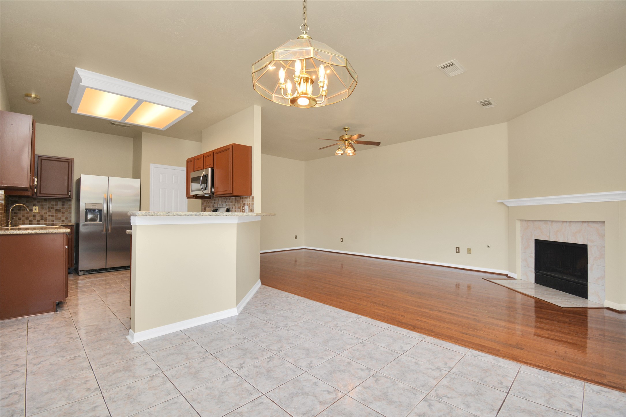 4123 Valedon Lane Property Photo 13