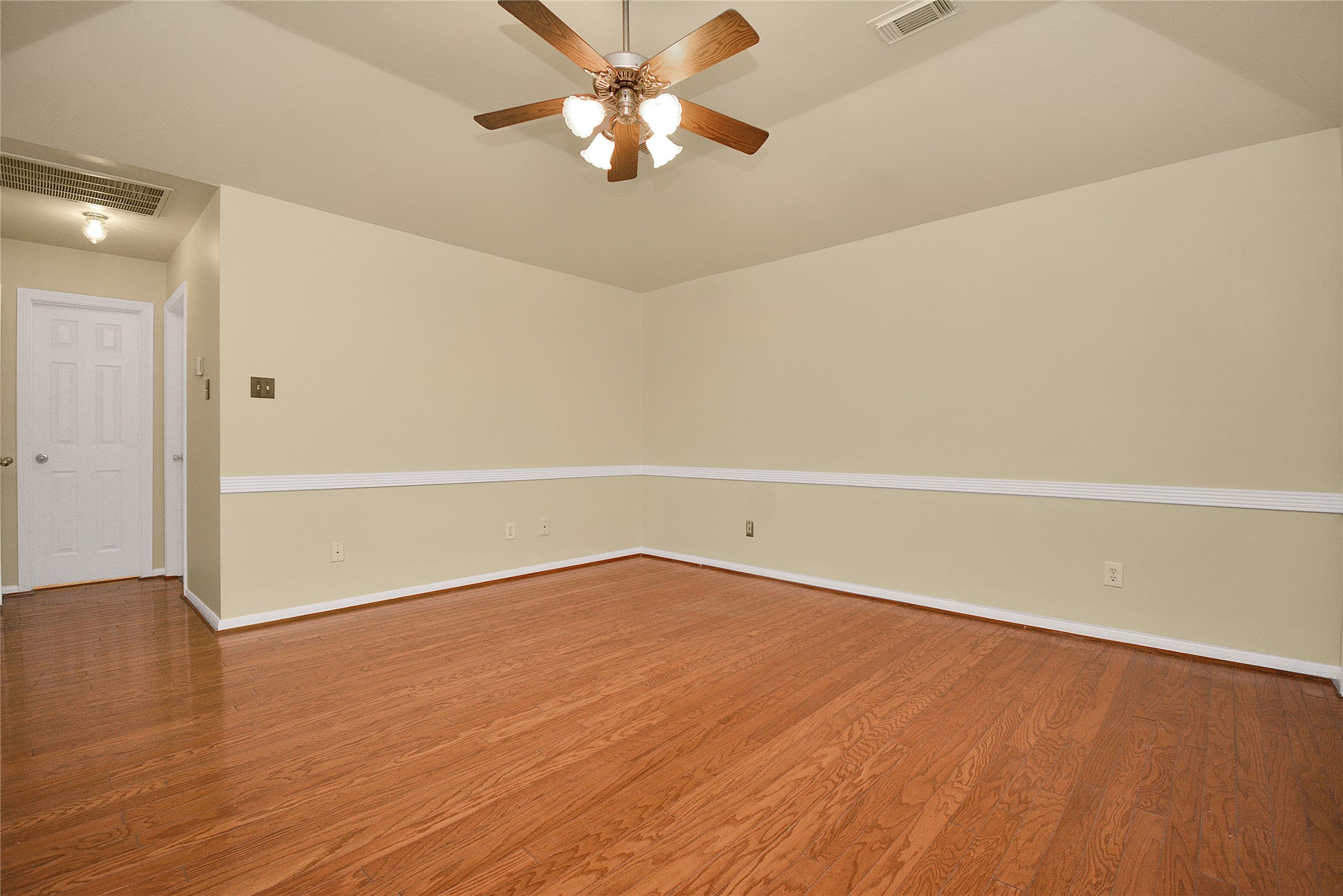 4123 Valedon Lane Property Photo 29