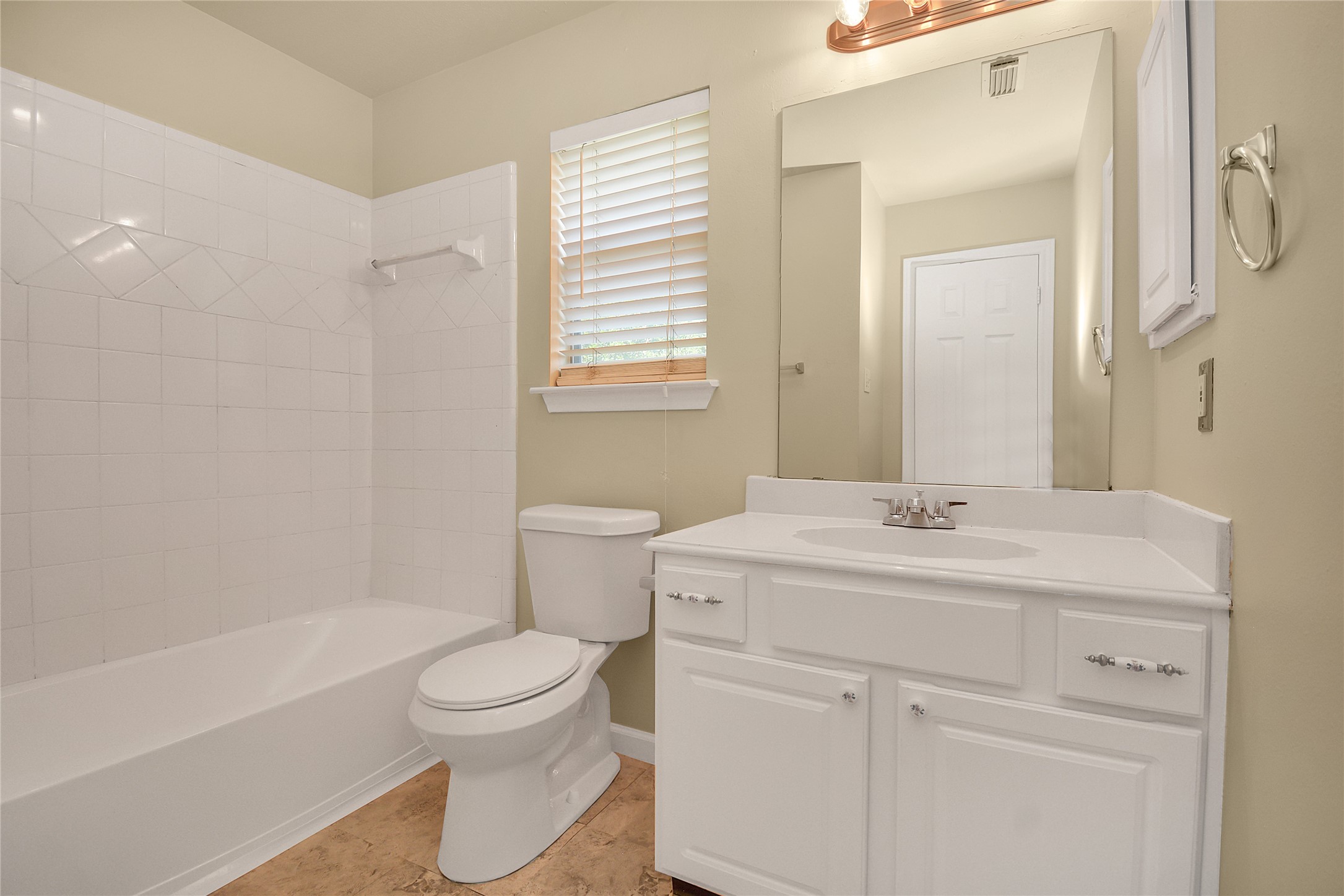 4123 Valedon Lane Property Photo 32