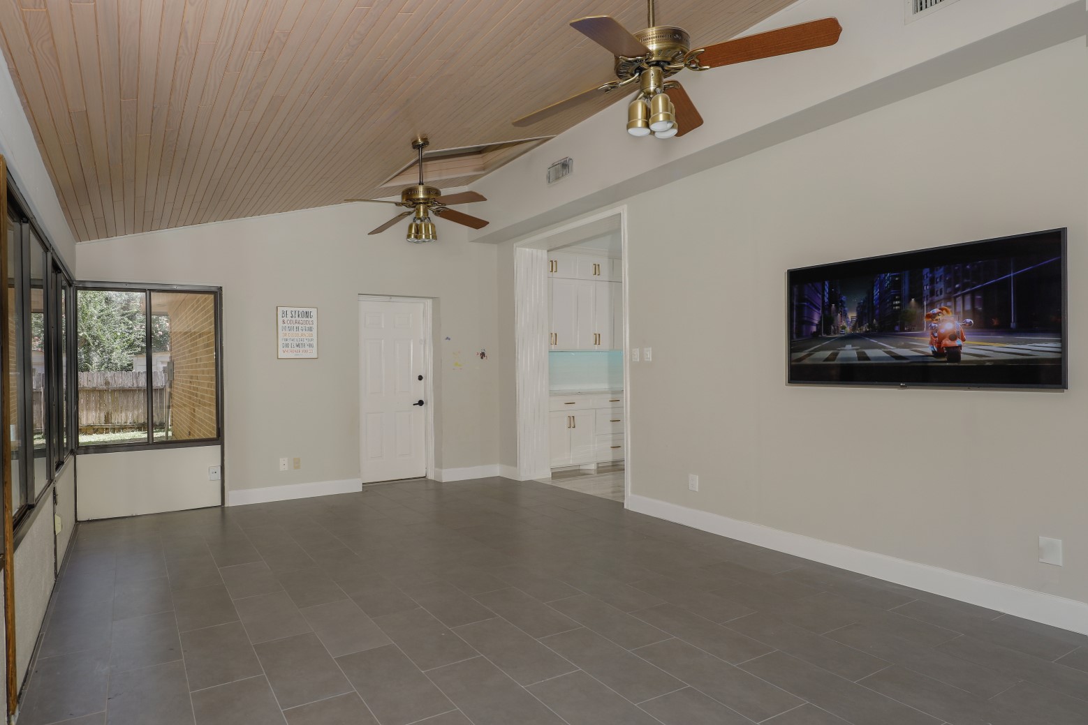 24 Hornsilver Property Photo 16