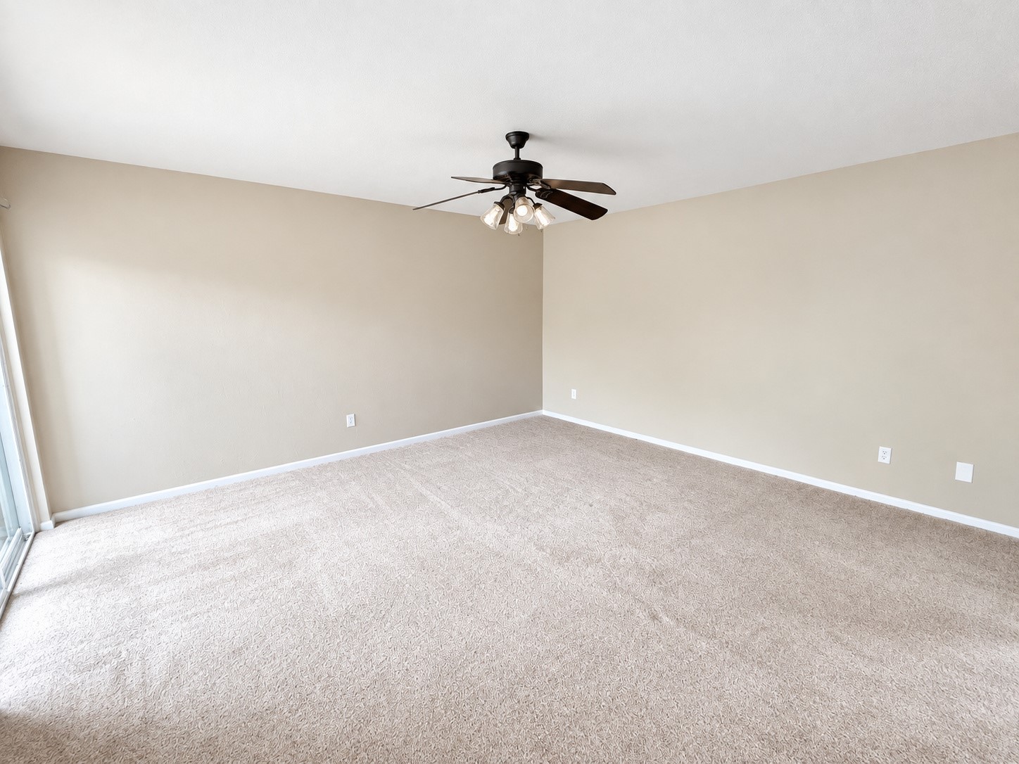 2026 Arcadia Drive Property Photo 9