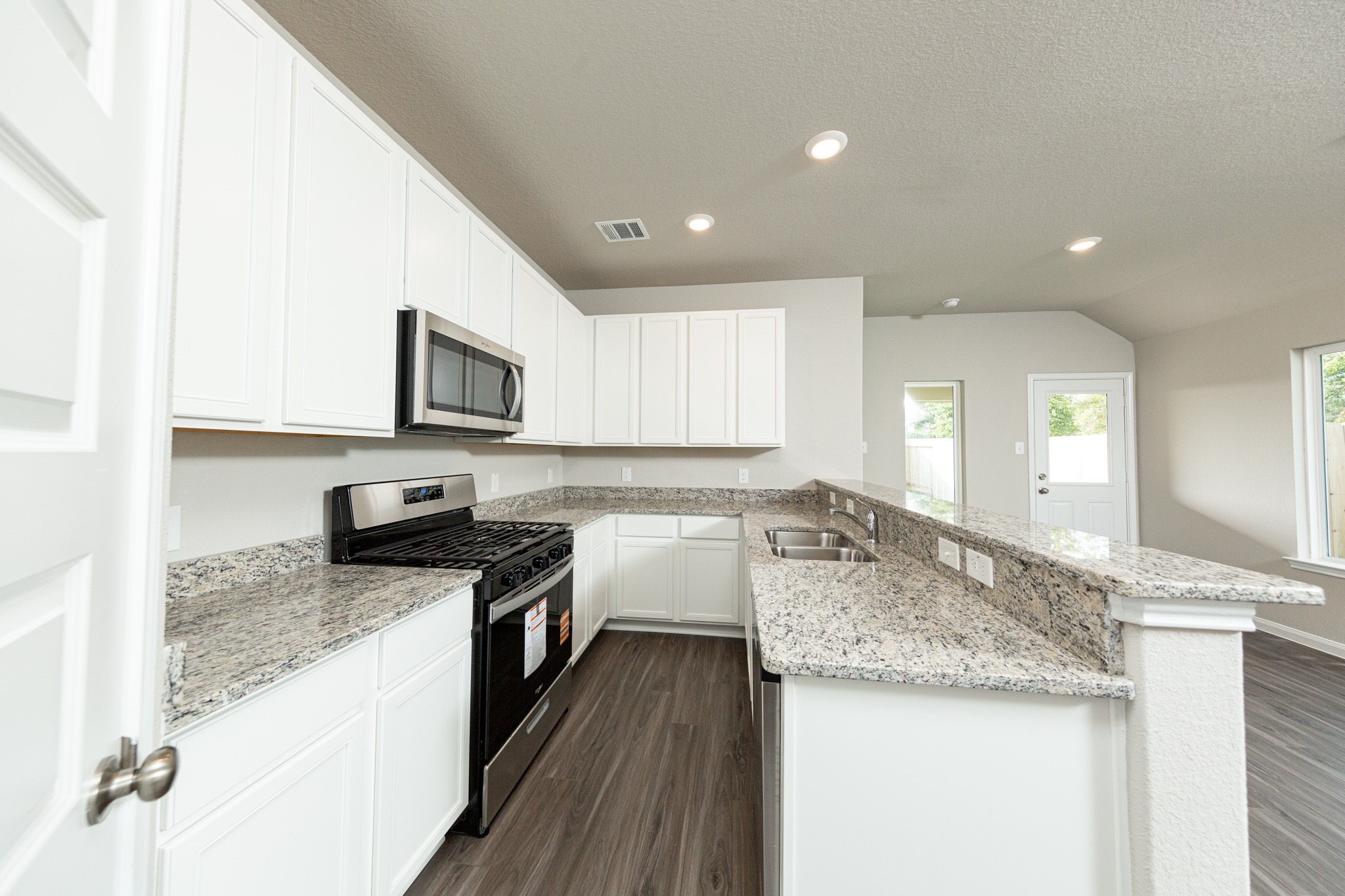 2512 Hawks Eye Drive Property Photo 2