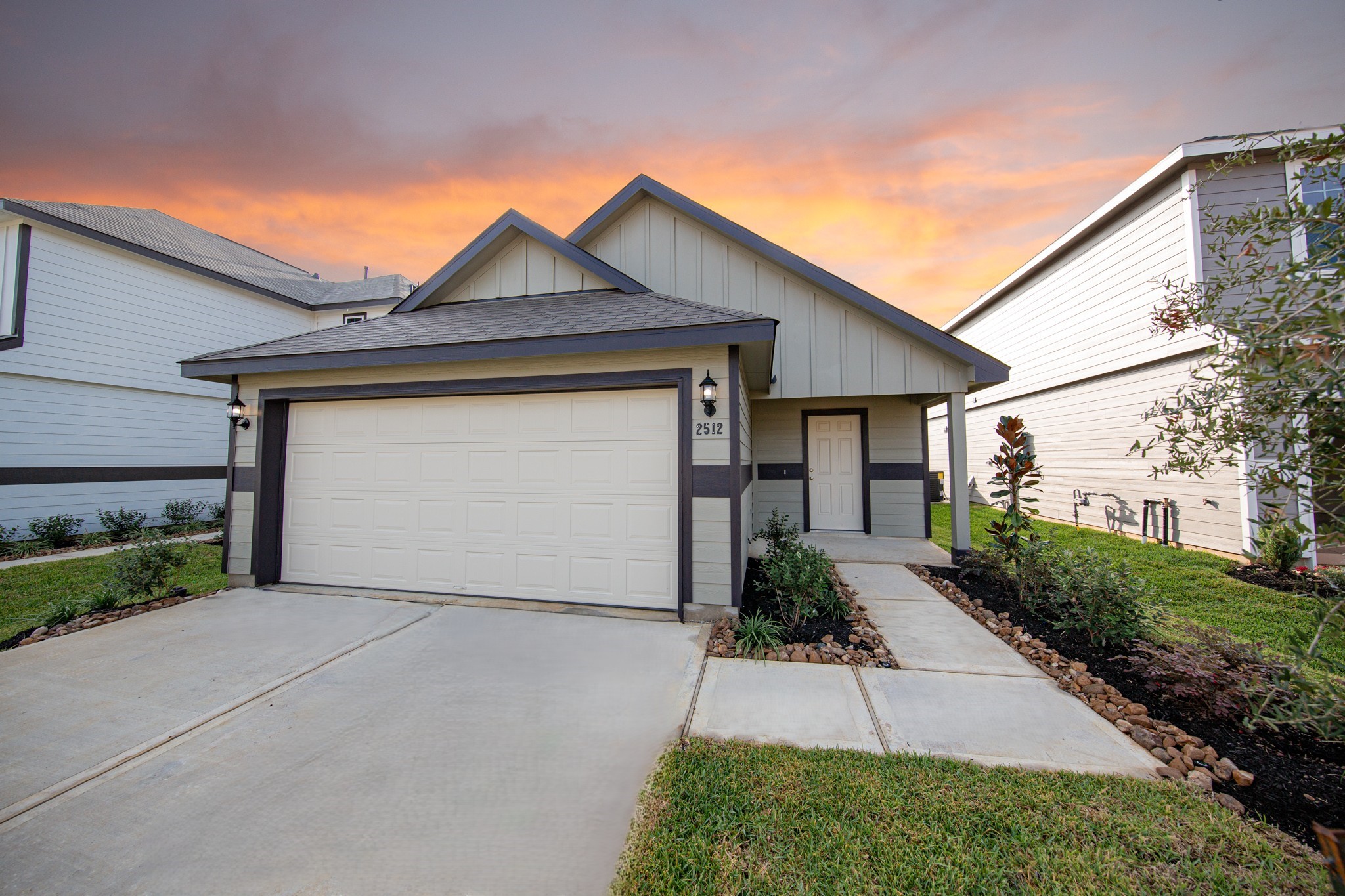 2512 Hawks Eye Drive Property Photo 3