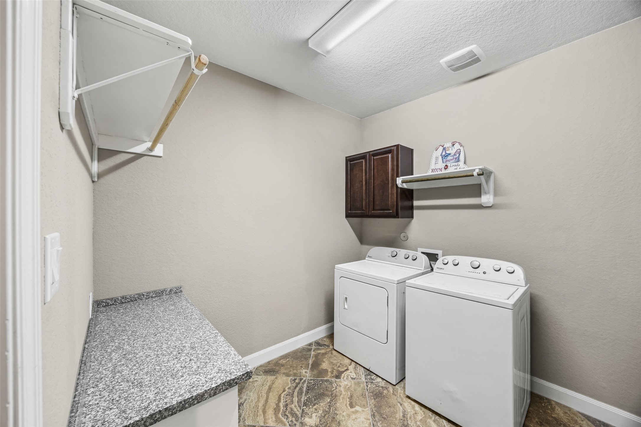 2885 Mystic Ridge Court Property Photo 9