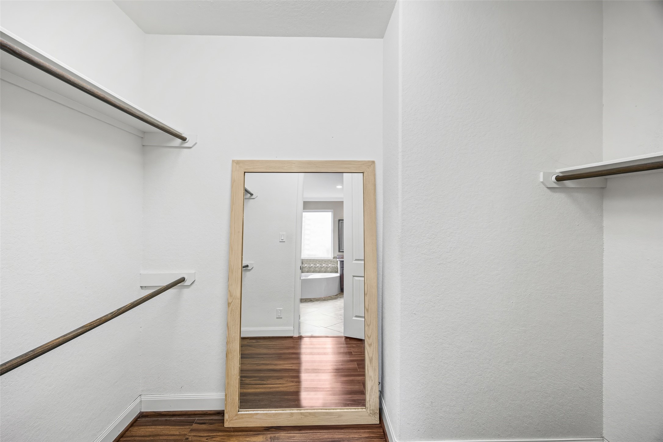 2885 Mystic Ridge Court Property Photo 21