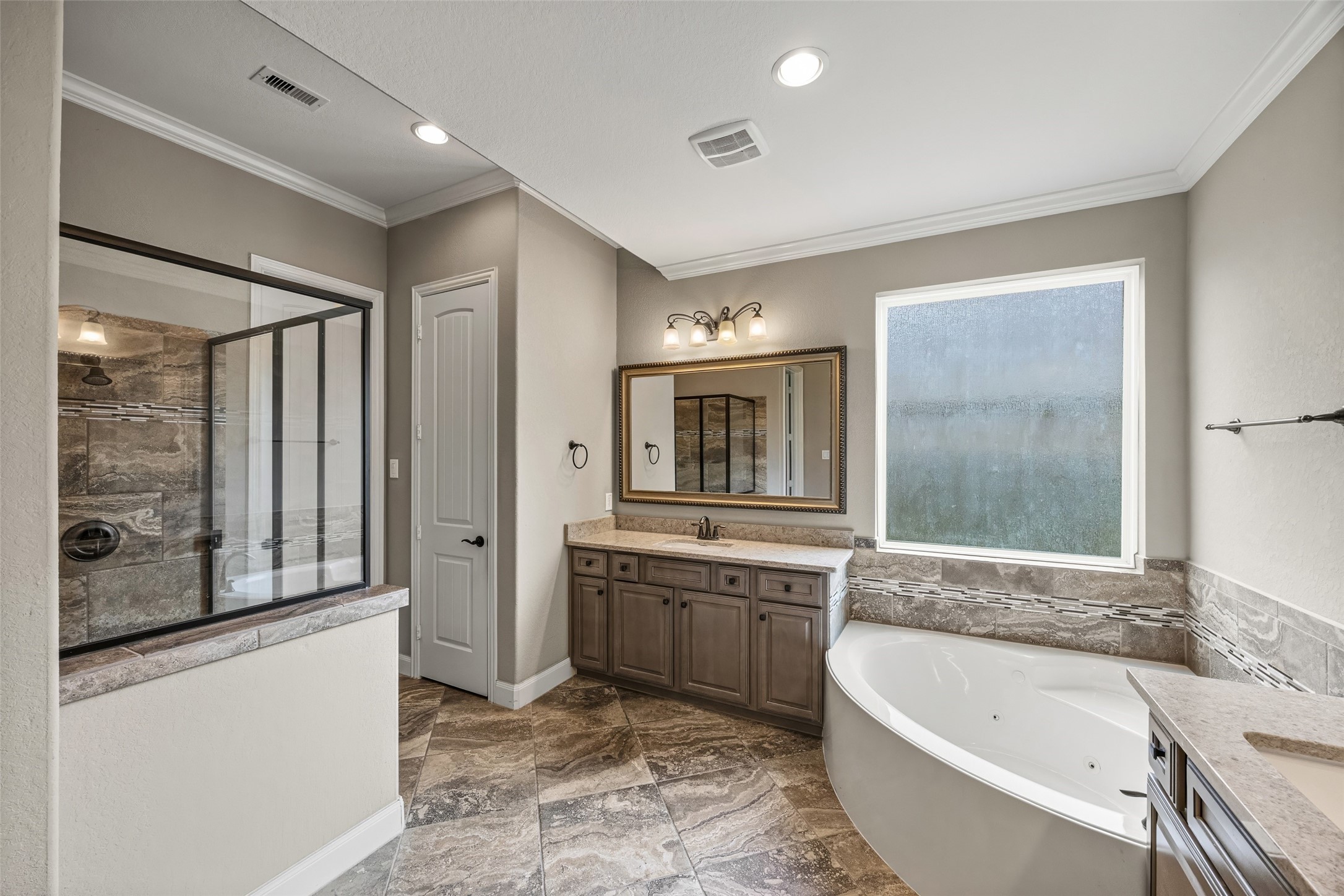 2885 Mystic Ridge Court Property Photo 25