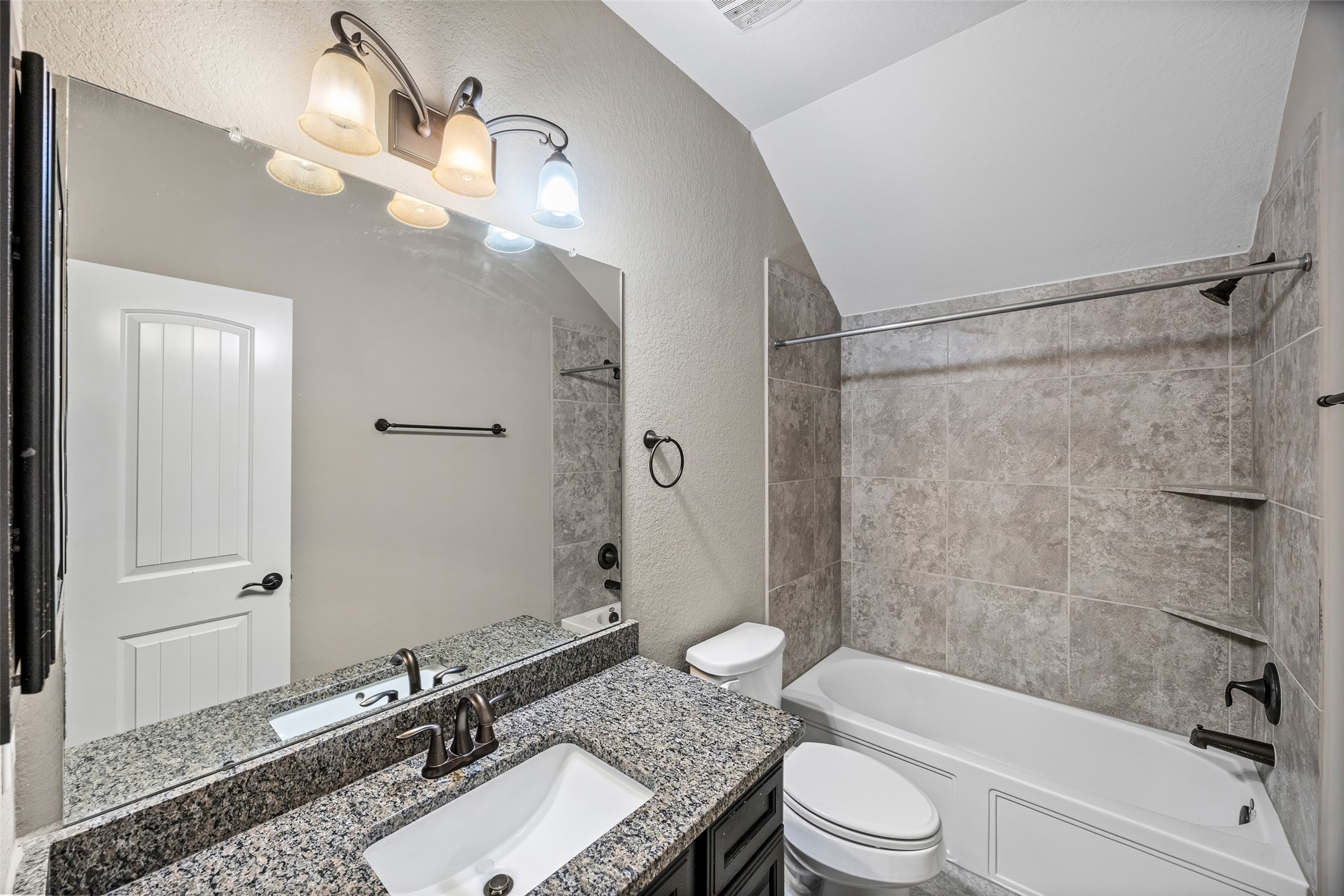 2885 Mystic Ridge Court Property Photo 28