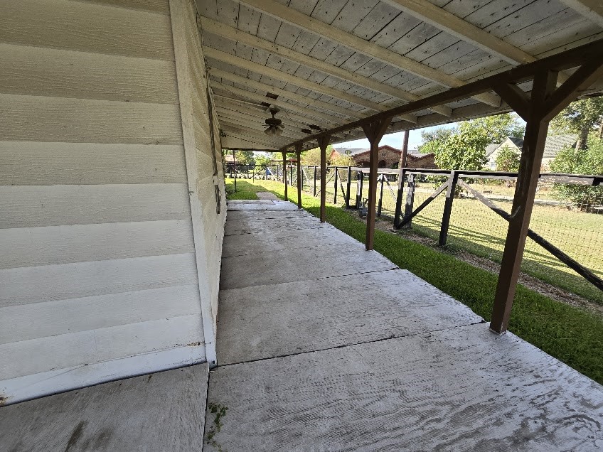 16722 Avenue B Property Photo 1